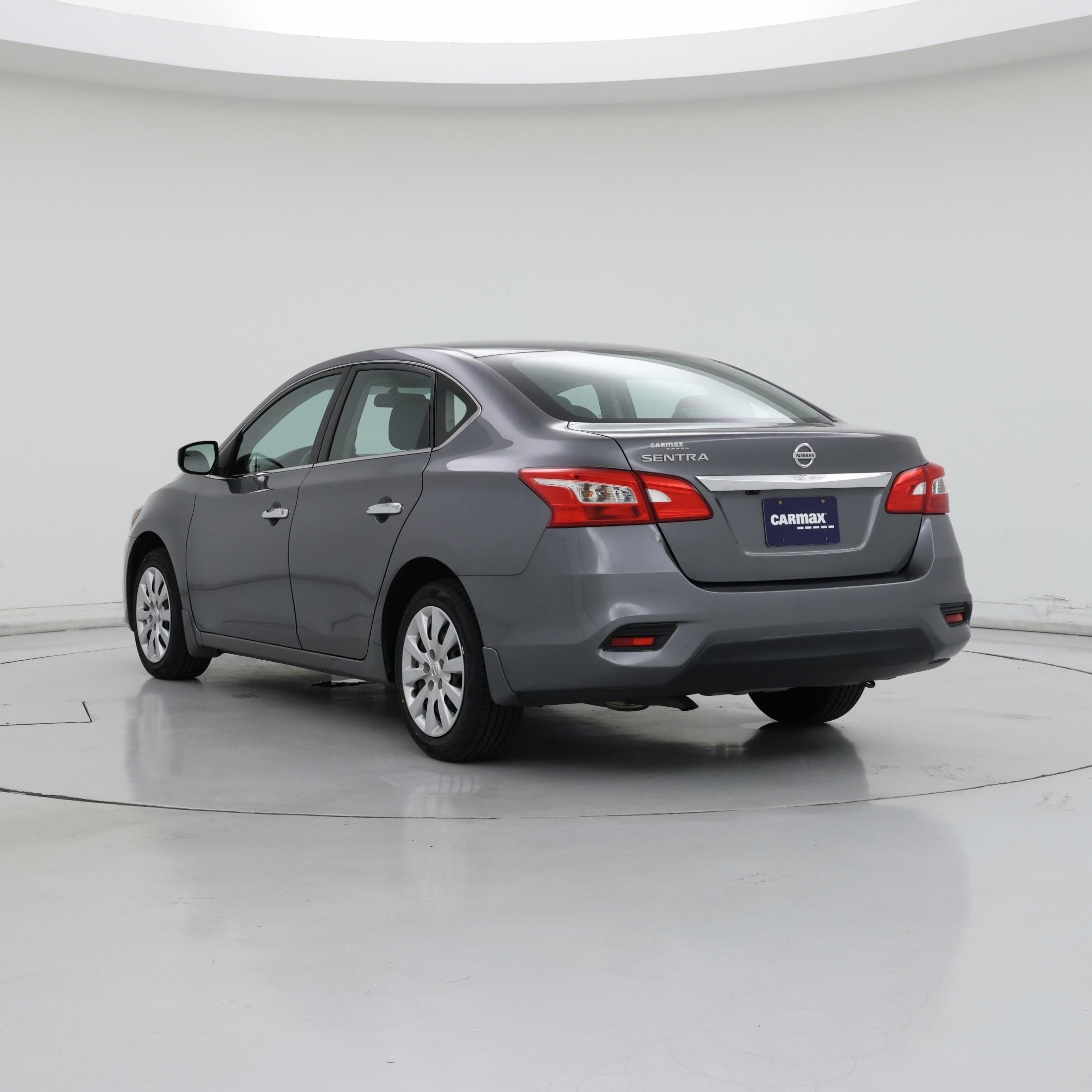 Thumbnail: 2019 Nissan Sentra - 2