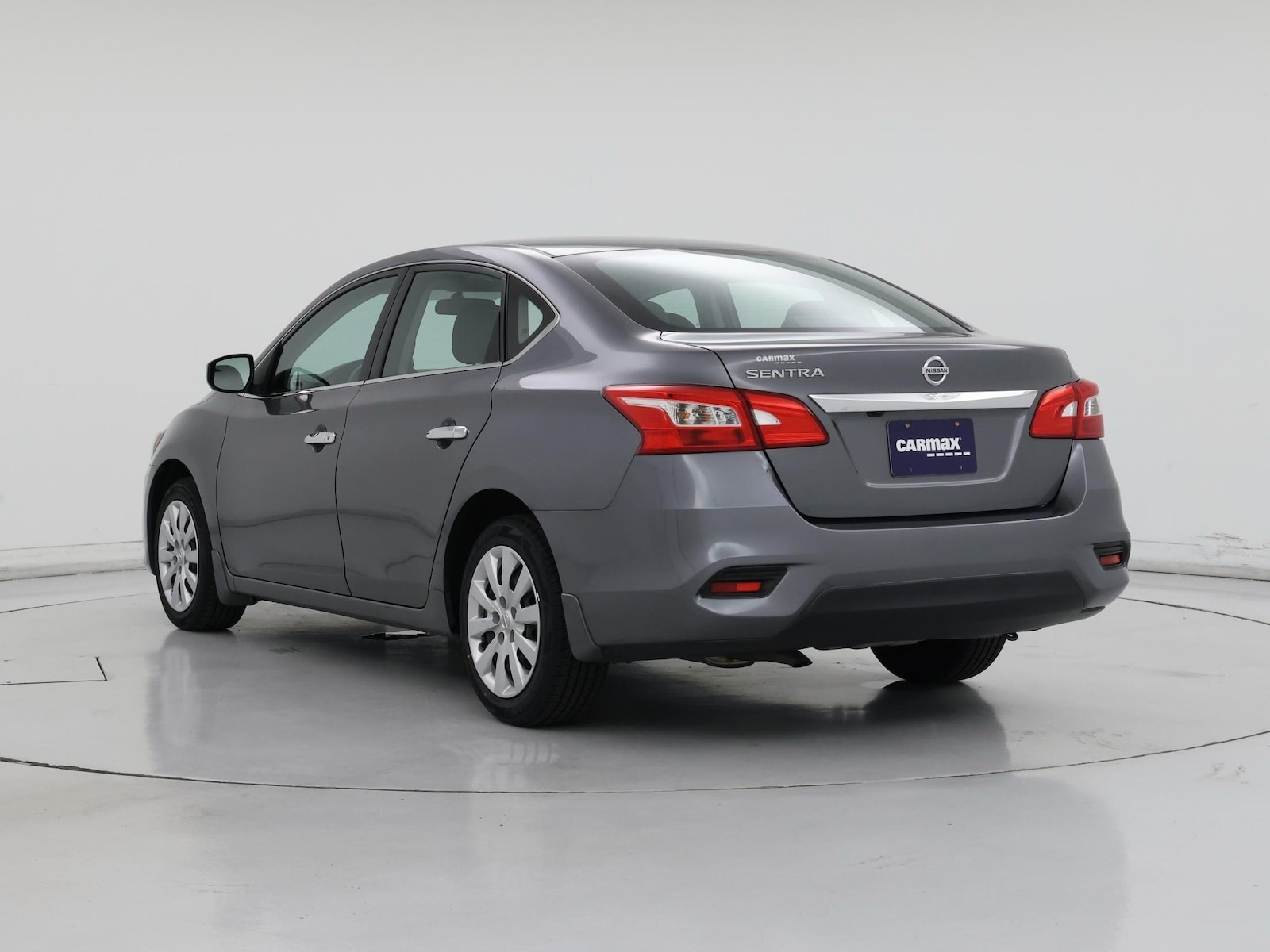 2019 Nissan Sentra S - Photo 3