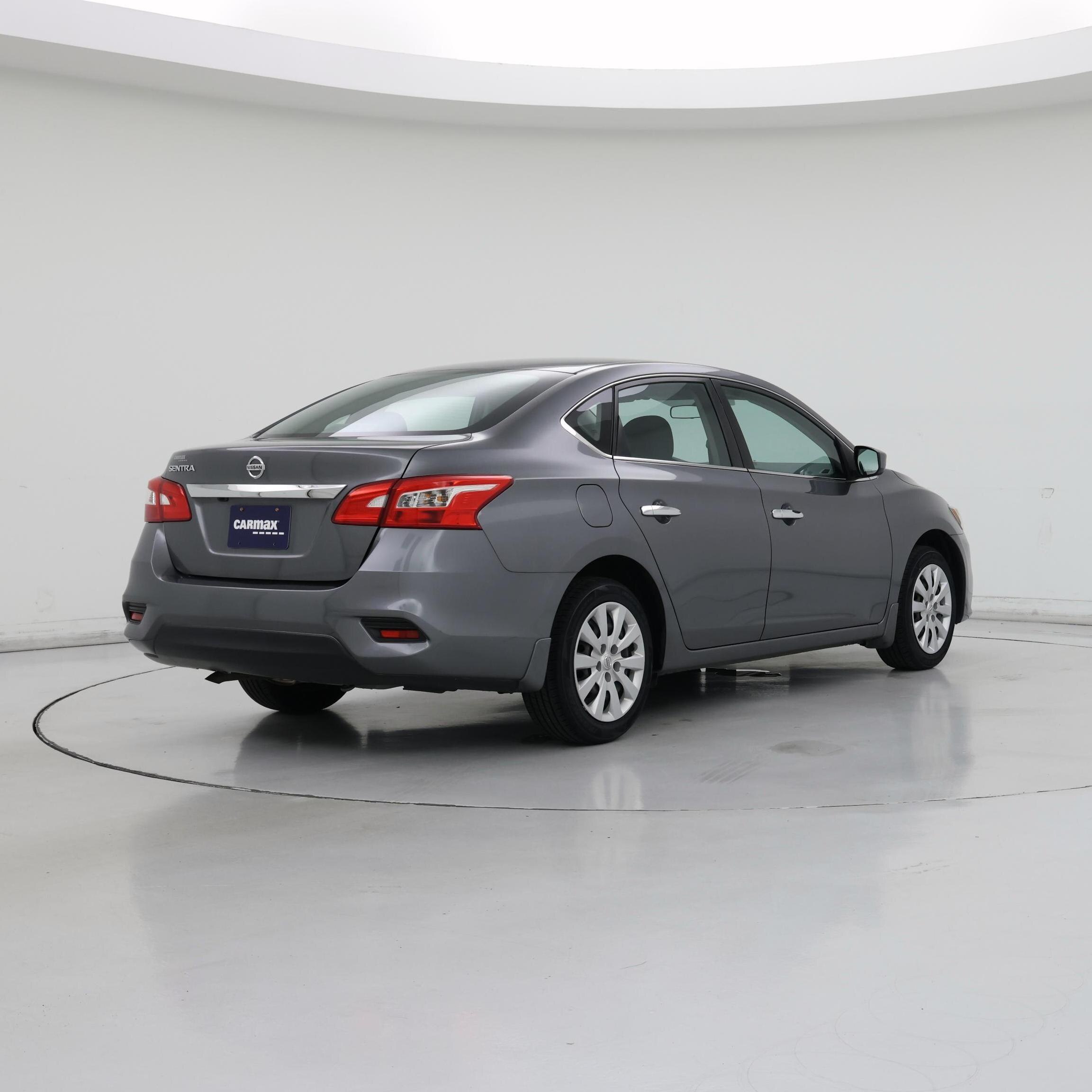 Thumbnail: 2019 Nissan Sentra - 8