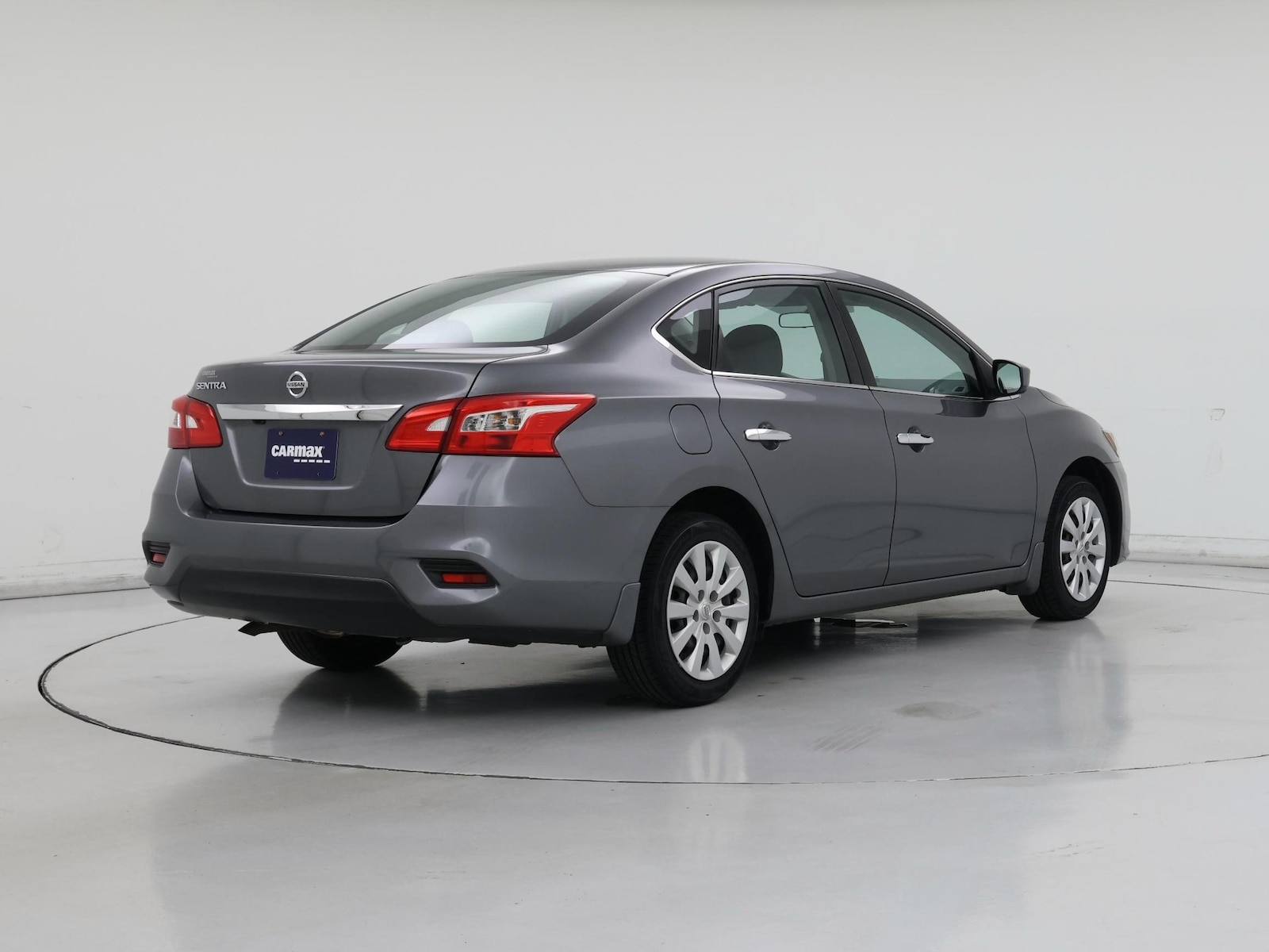2019 Nissan Sentra S - Photo 9