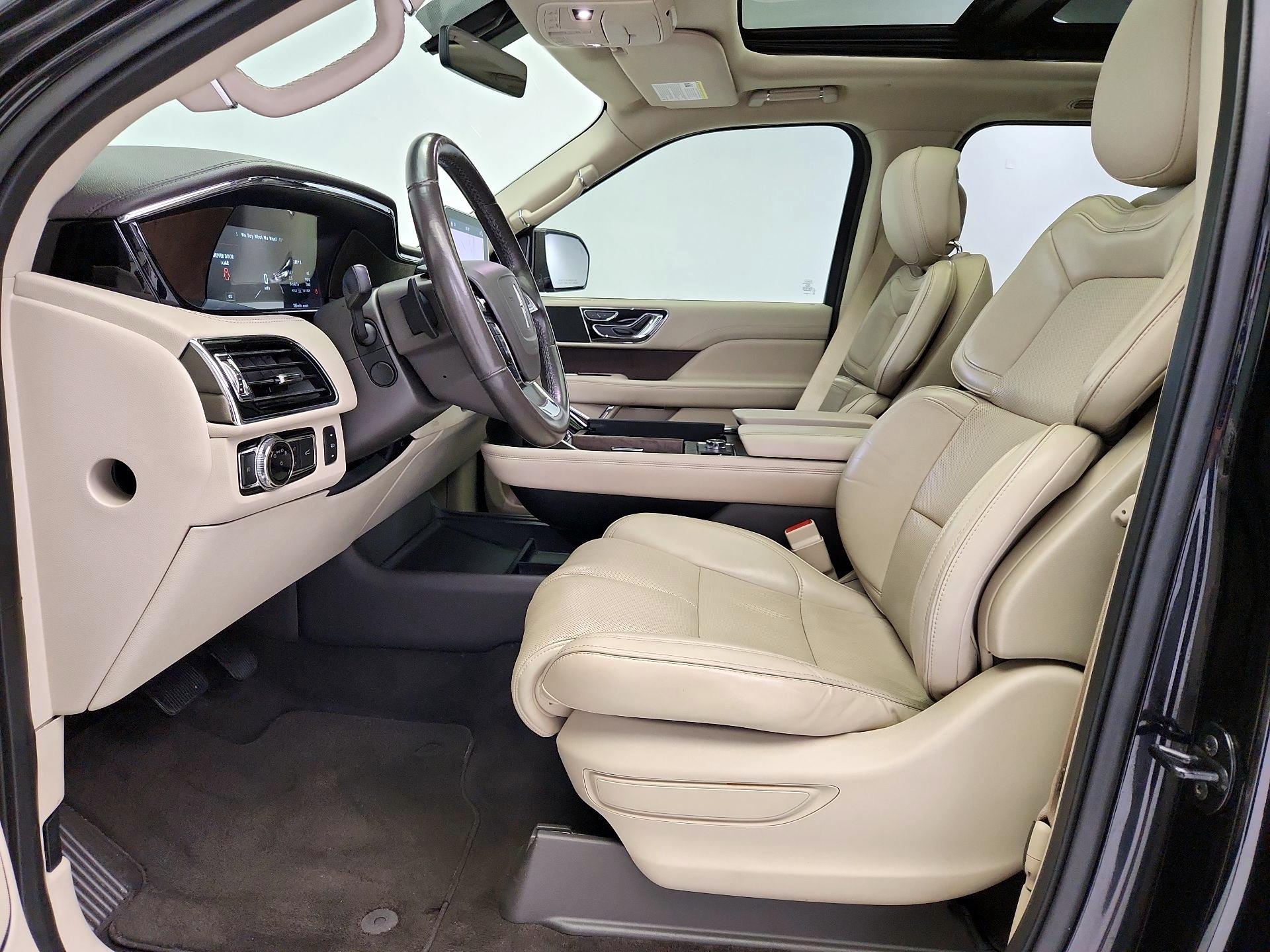 Thumbnail: 2019 Lincoln Navigator - 11