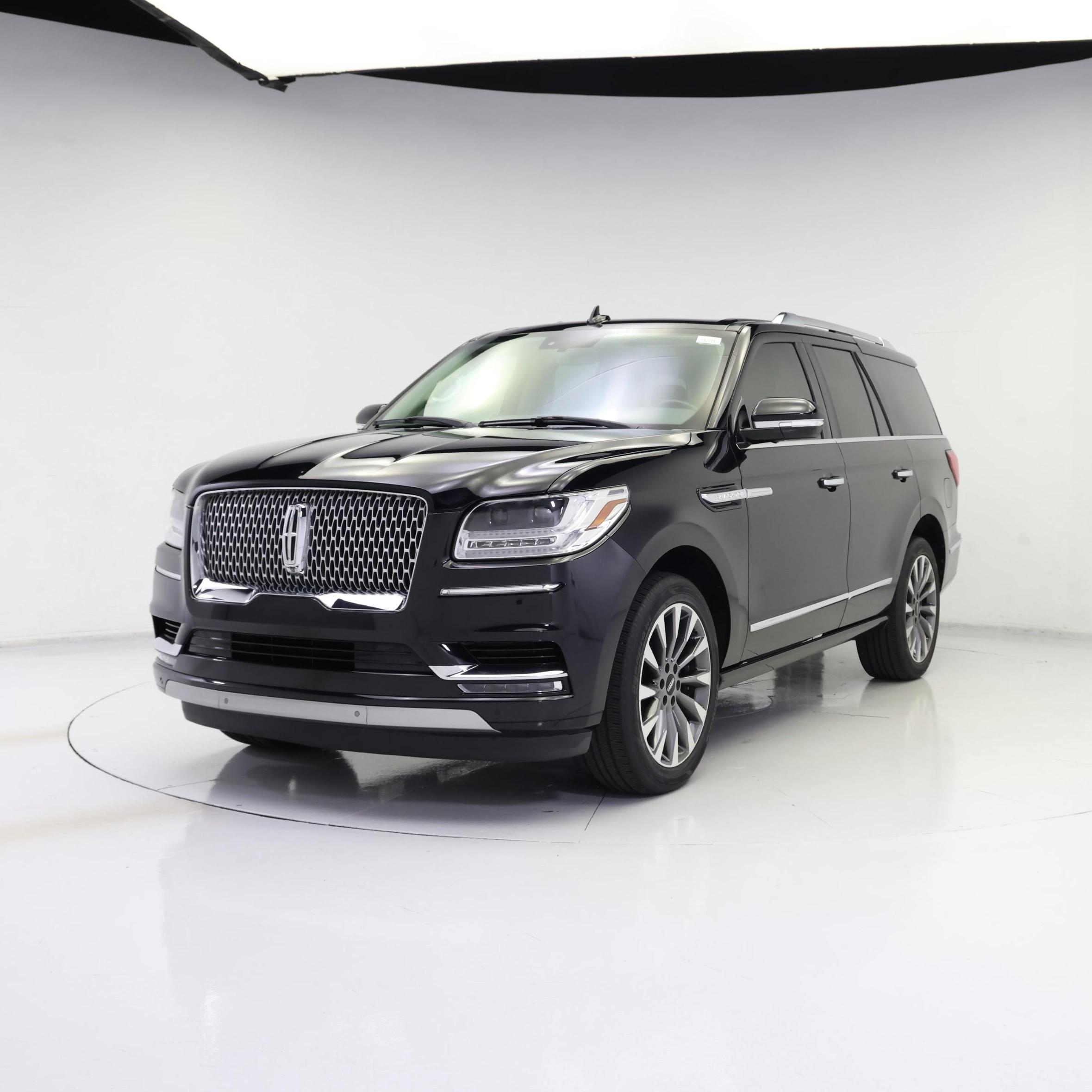 Thumbnail: 2019 Lincoln Navigator - 4