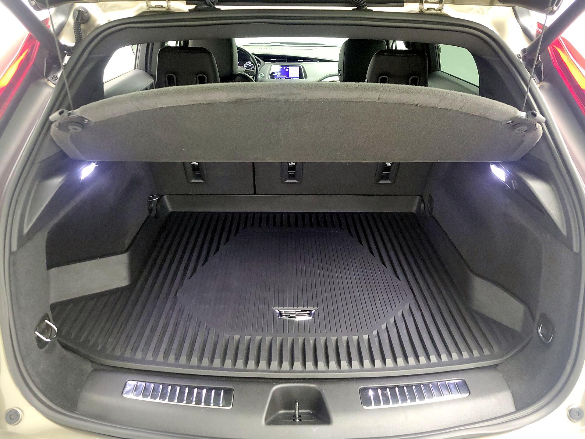 Thumbnail: 2020 Cadillac XT4 - 18