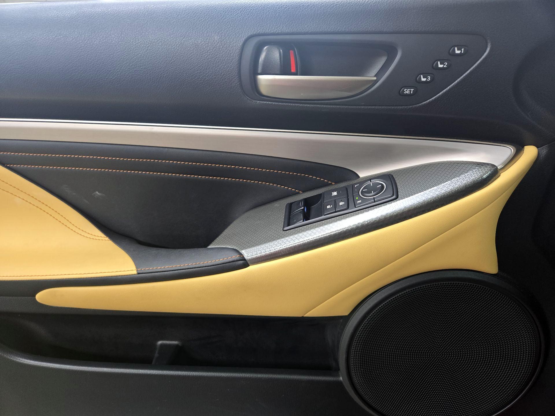 Thumbnail: 2015 Lexus RC - 12