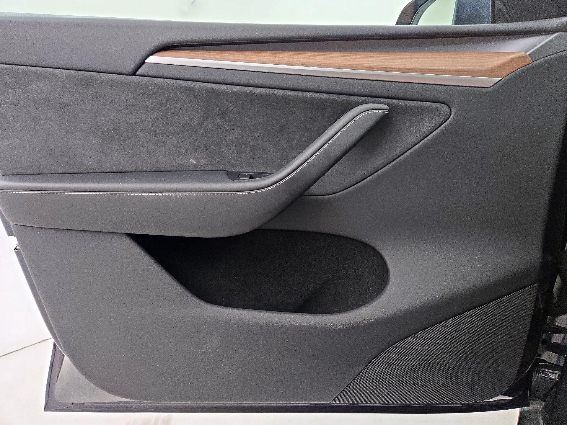 Thumbnail: 2024 Tesla Model Y - 12
