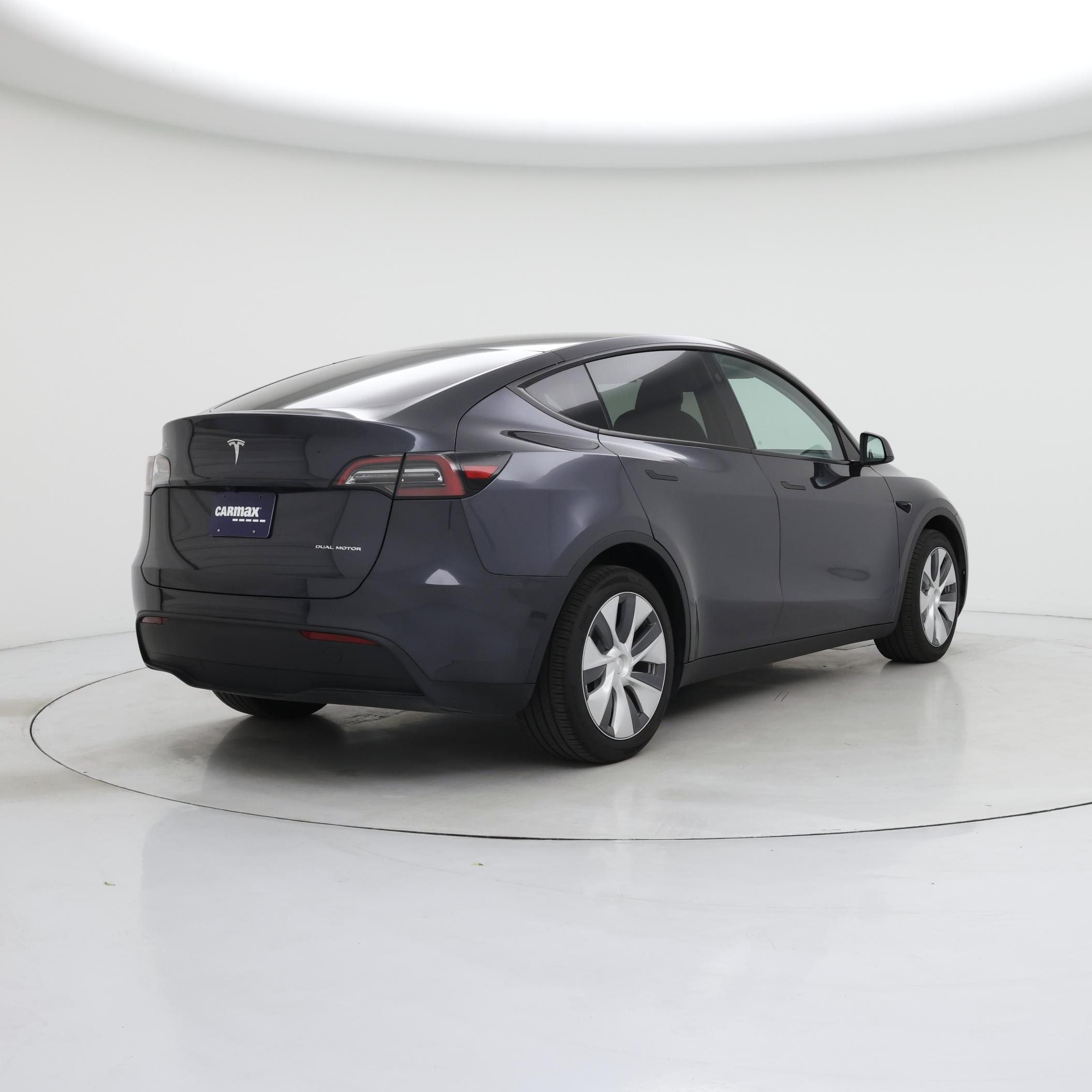Thumbnail: 2024 Tesla Model Y - 8