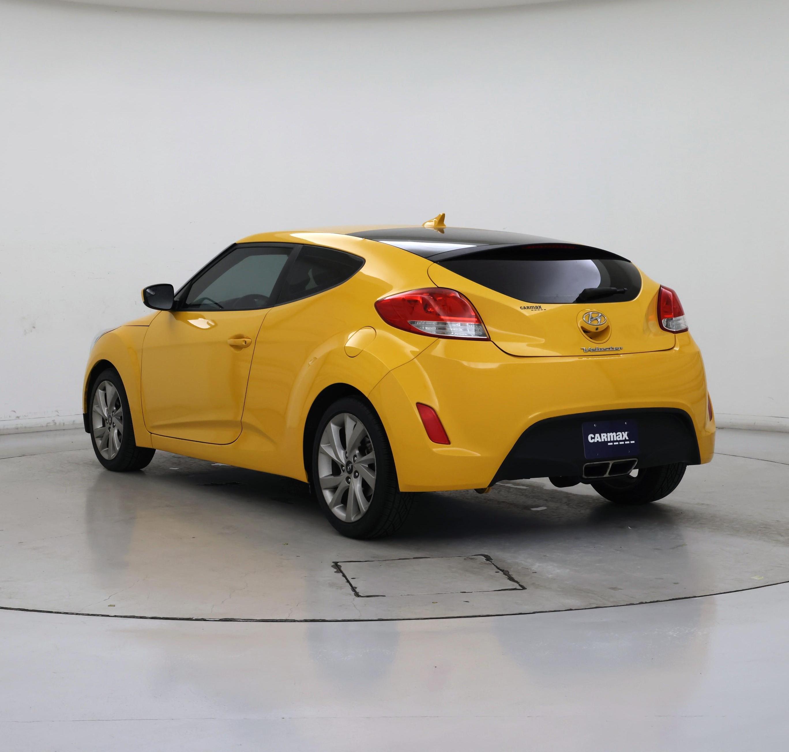 Thumbnail: 2016 Hyundai Veloster - 2