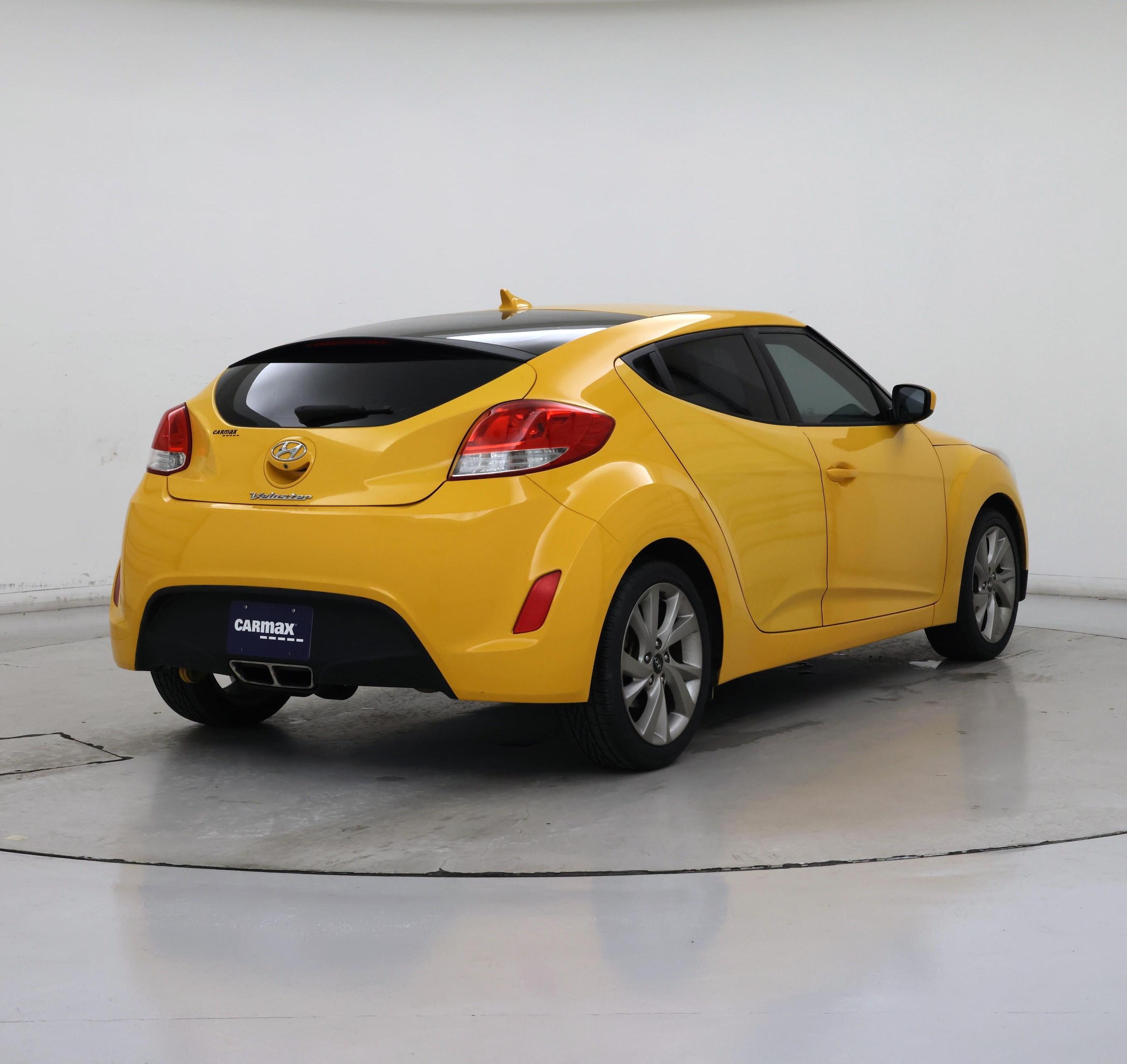 Thumbnail: 2016 Hyundai Veloster - 8