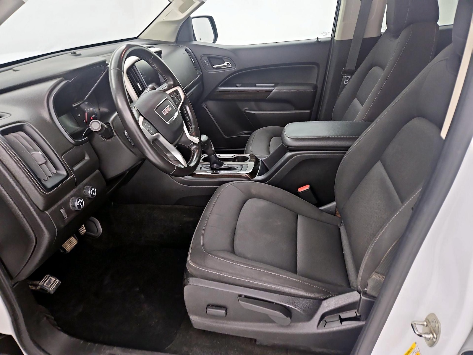 2018 GMC Canyon SLE - Photo 12