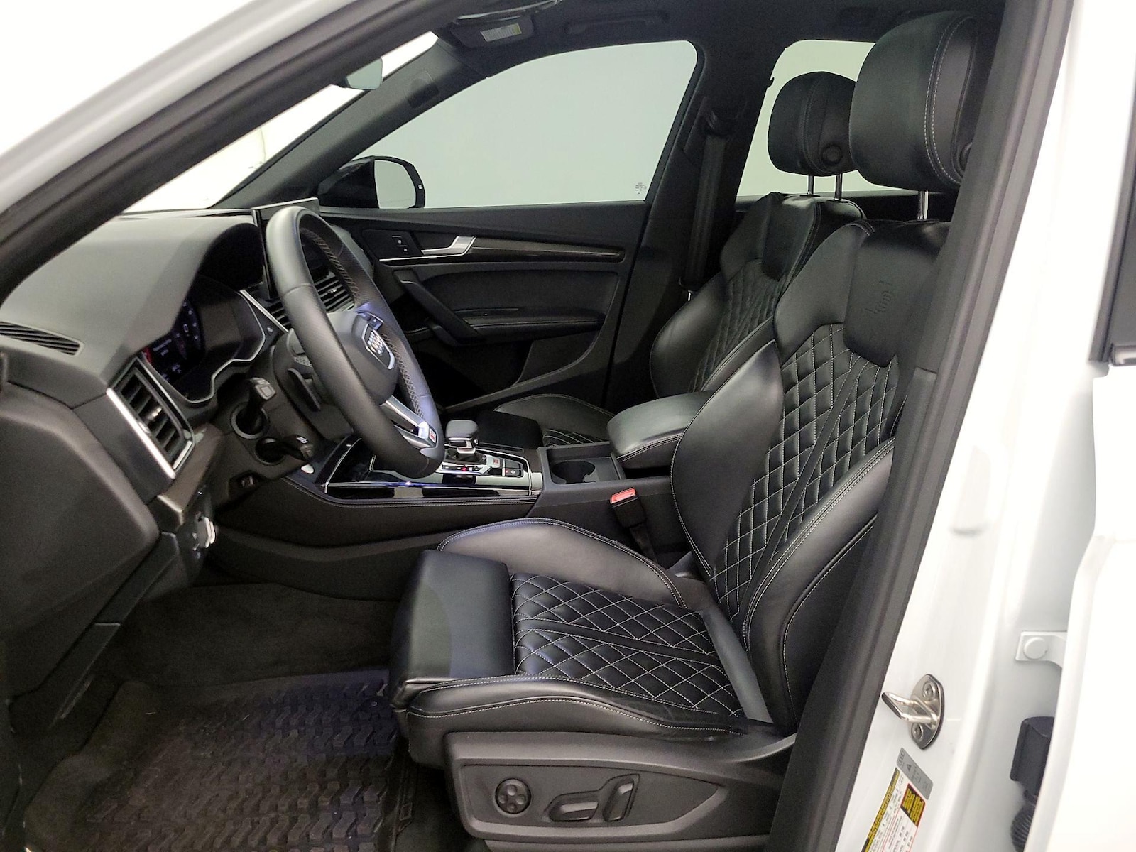 2024 Audi SQ5 Premium Plus - Photo 12