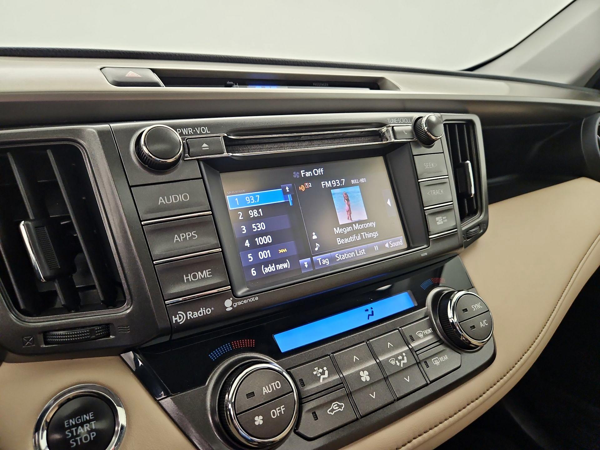 Thumbnail: 2015 Toyota RAV4 - 15