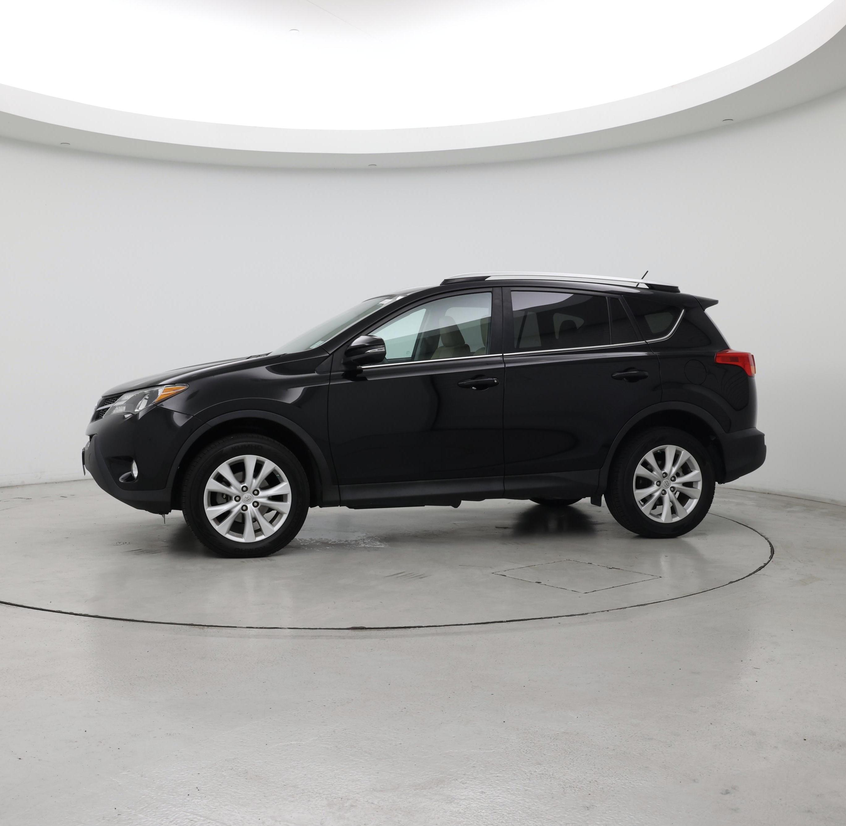 Thumbnail: 2015 Toyota RAV4 - 3