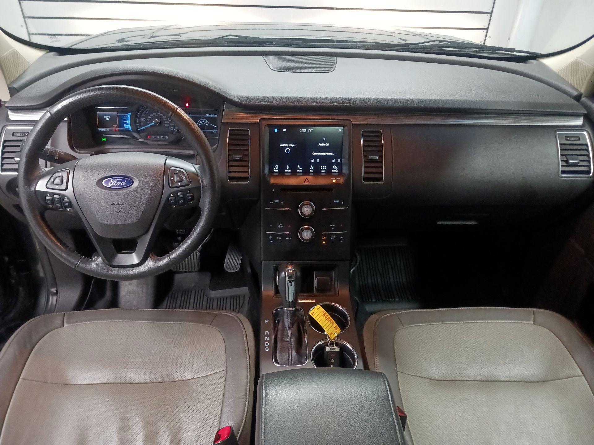 Thumbnail: 2019 Ford Flex - 9