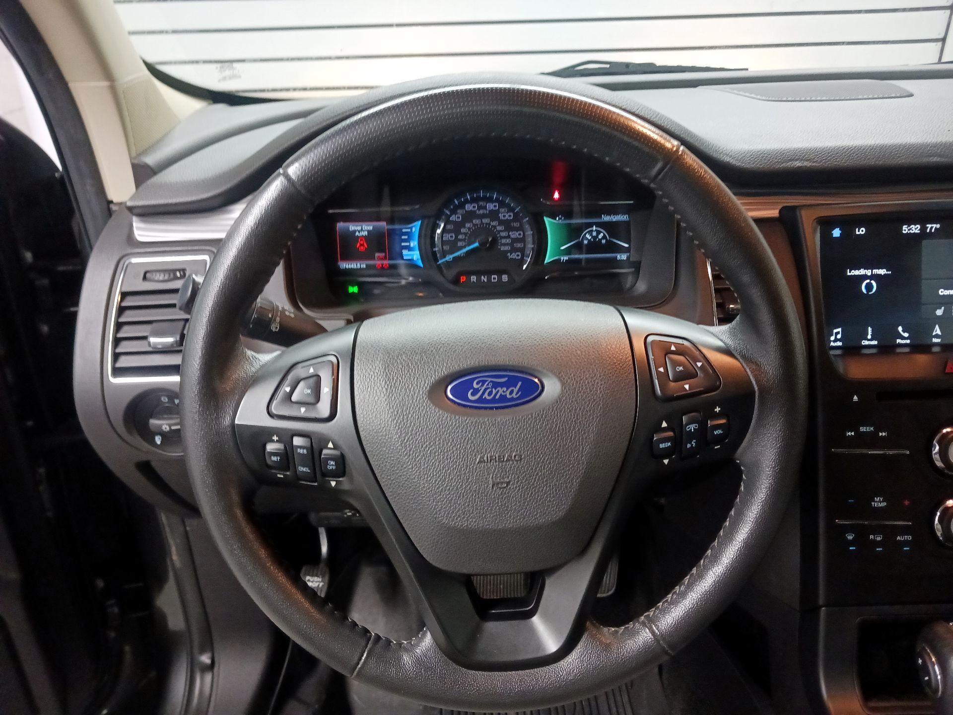 Thumbnail: 2019 Ford Flex - 10