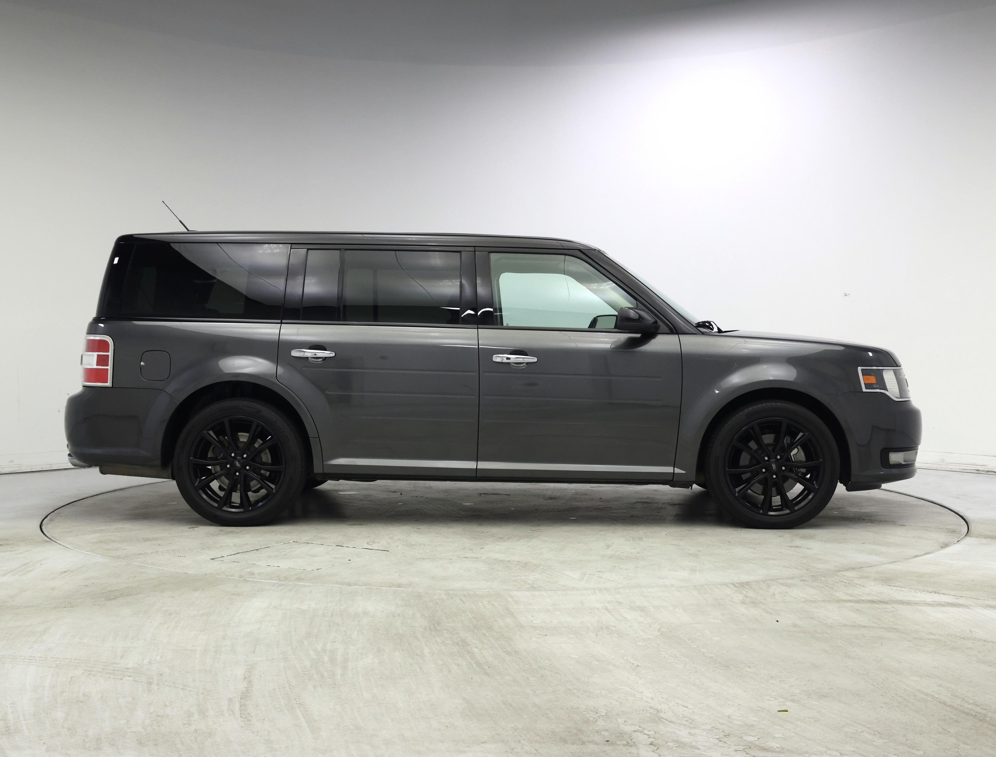 Thumbnail: 2019 Ford Flex - 7