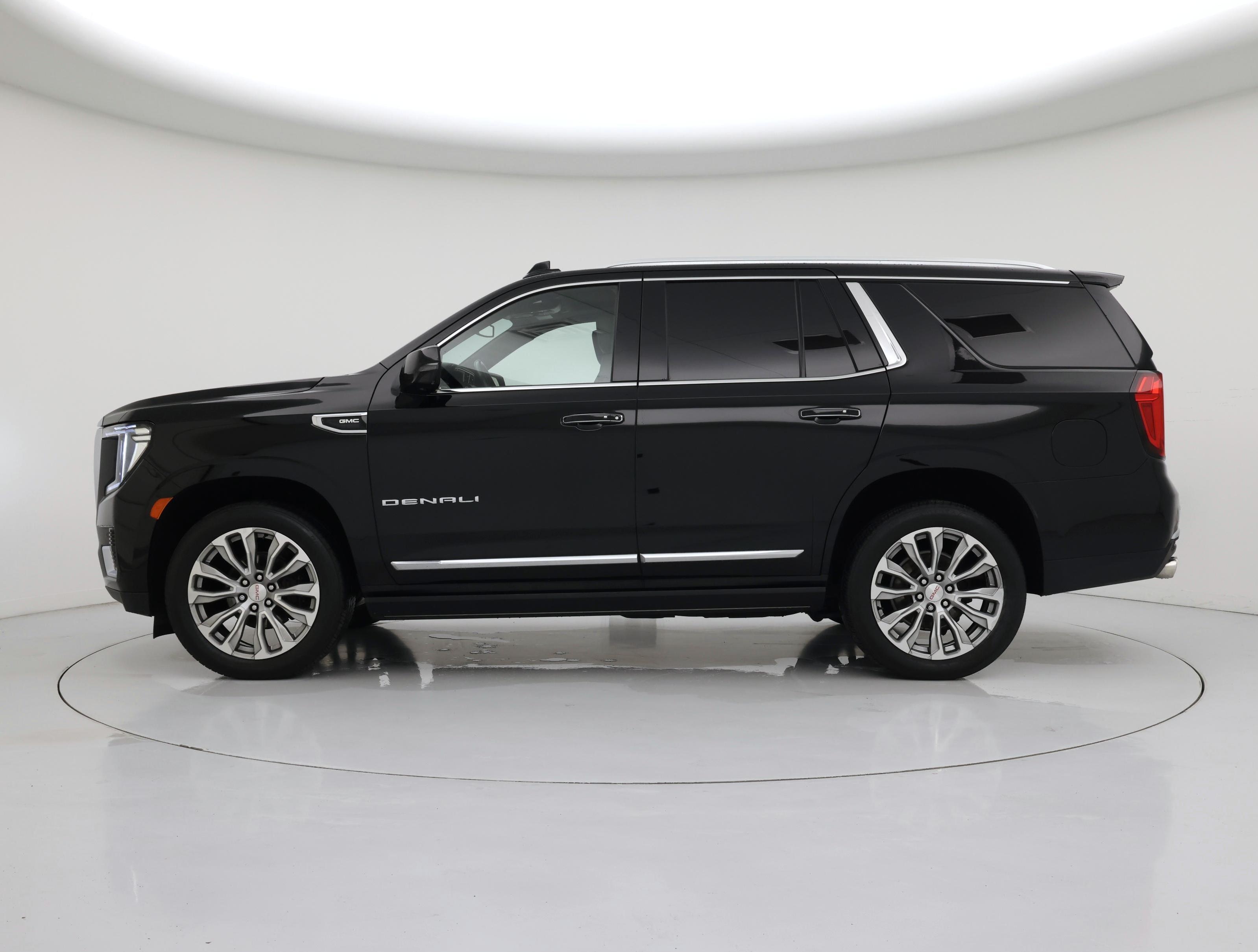 Thumbnail: 2022 GMC Yukon - 3