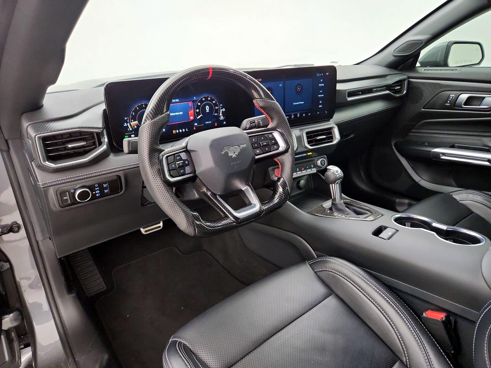 Thumbnail: 2025 Ford Mustang - 9