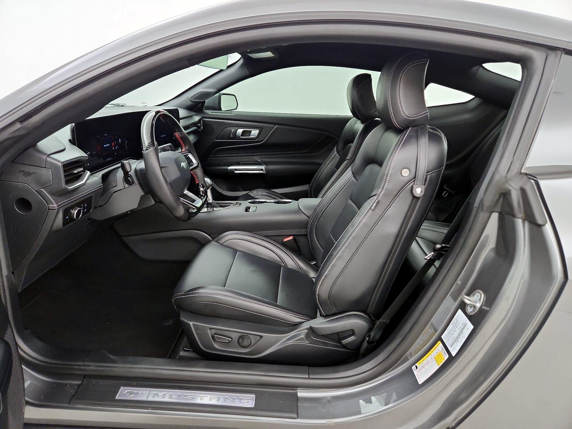 Thumbnail: 2025 Ford Mustang - 11
