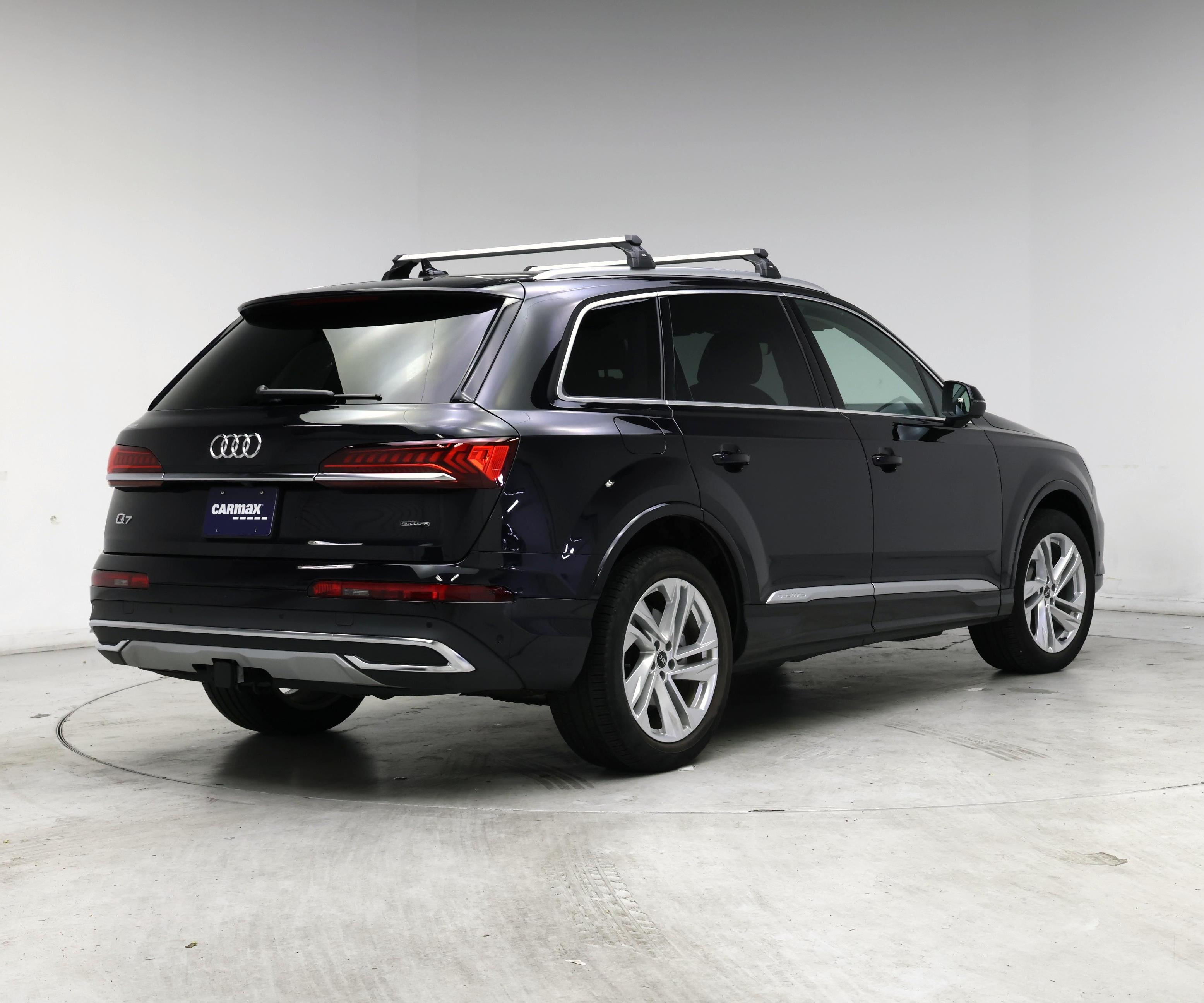 Thumbnail: 2021 Audi Q7 - 8