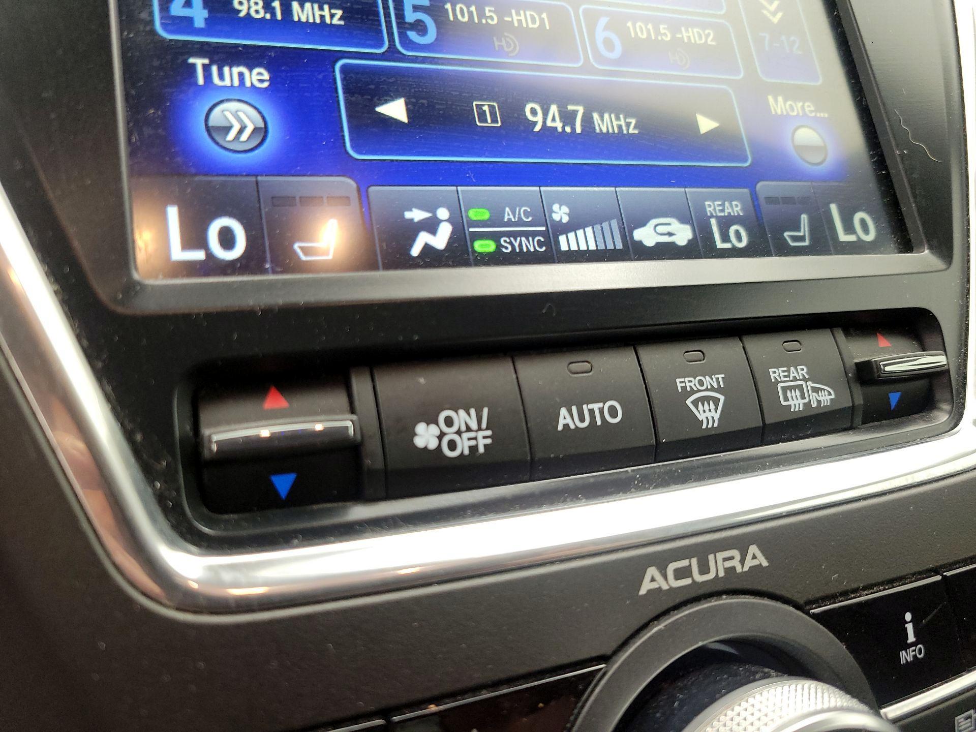 Thumbnail: 2017 Acura MDX - 17