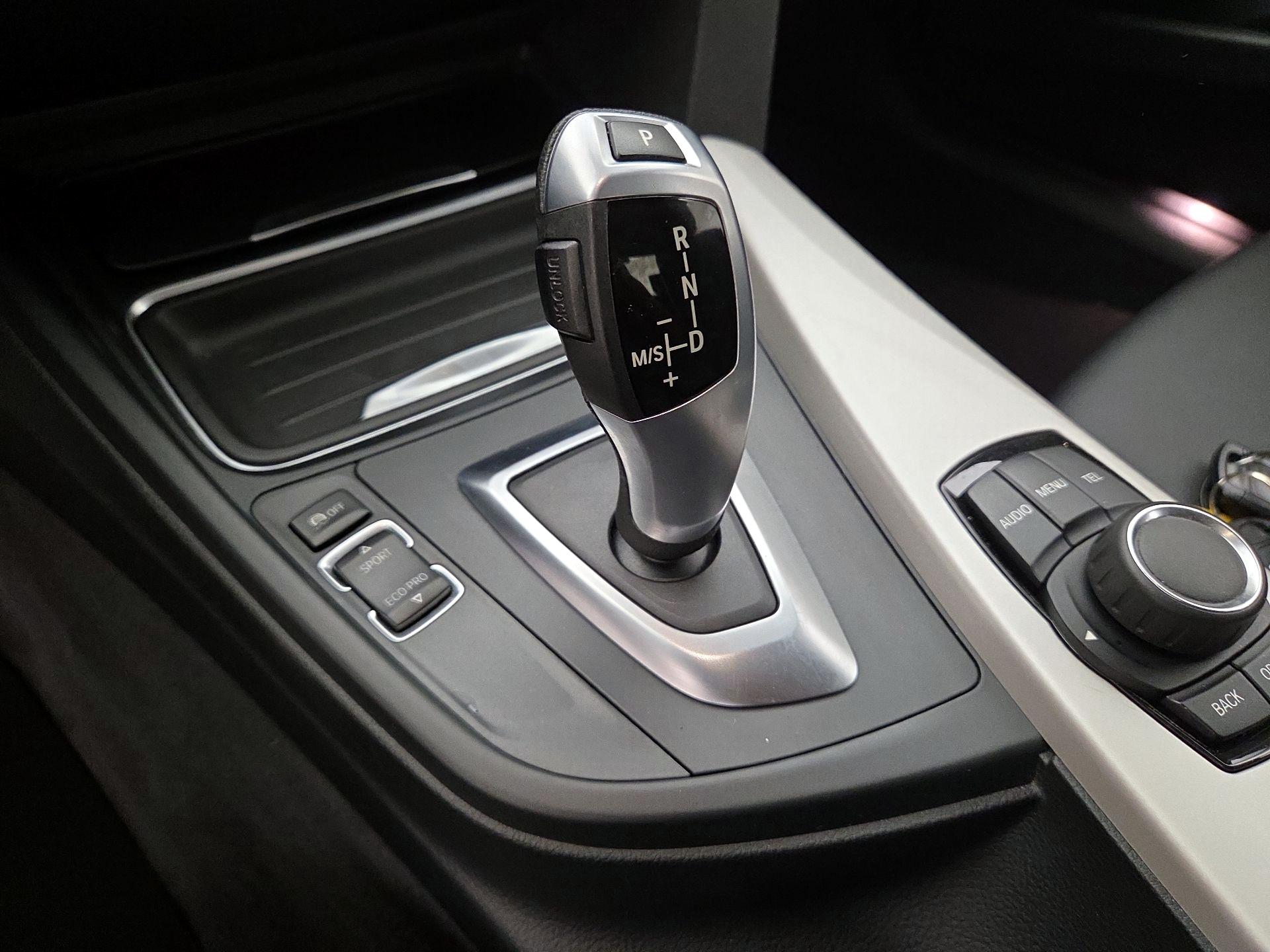 Thumbnail: 2014 BMW 3 Series - 16
