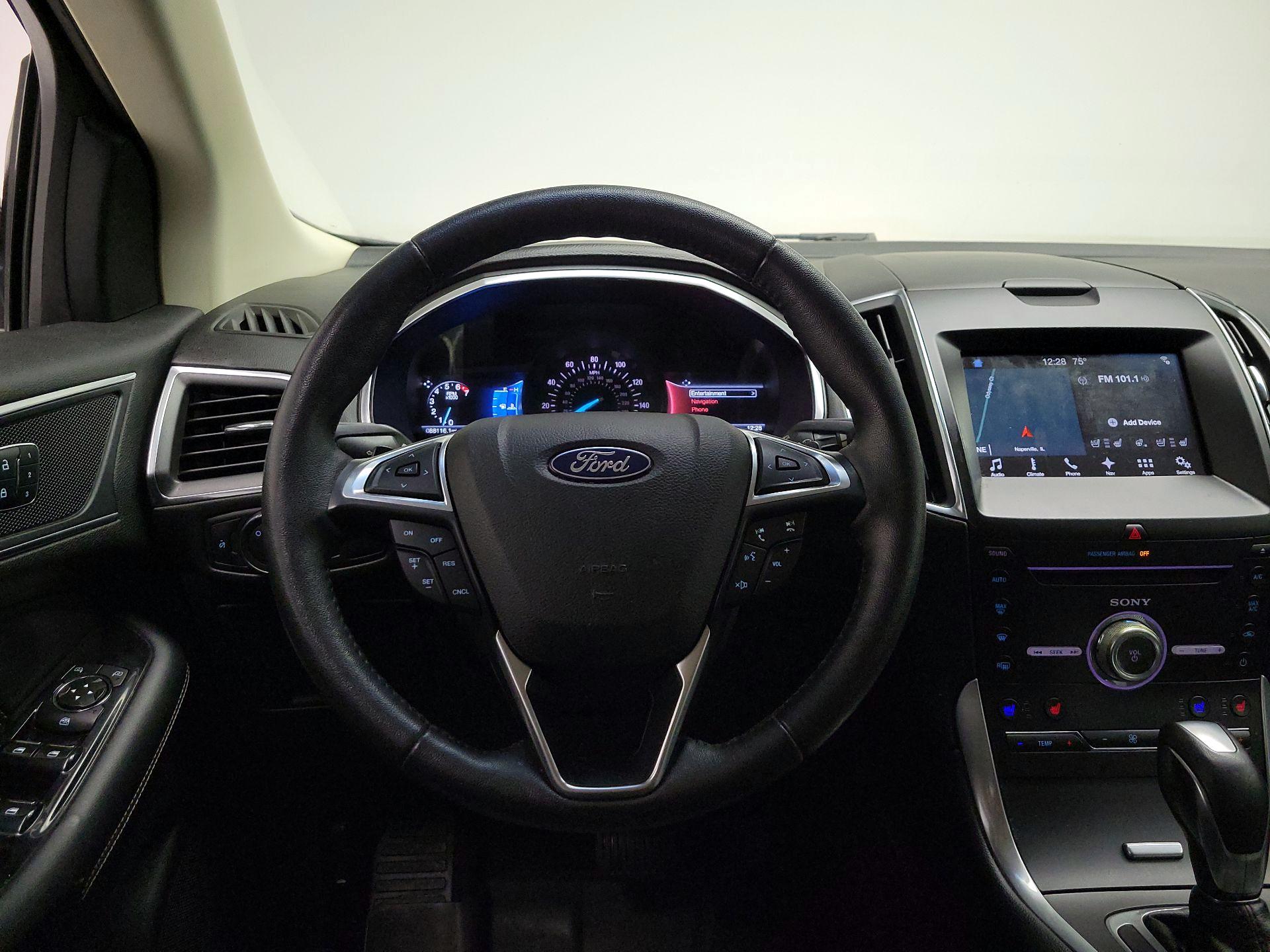 Thumbnail: 2018 Ford Edge - 10