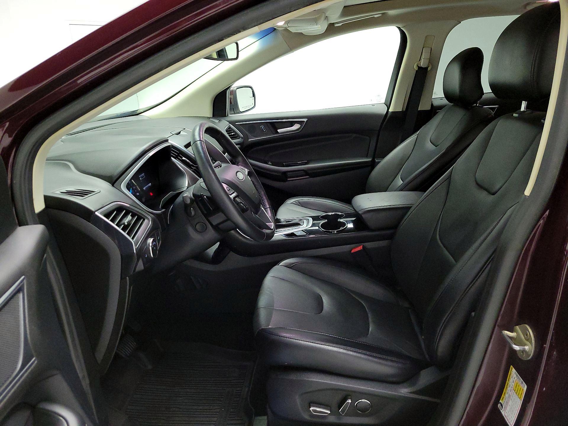 Thumbnail: 2018 Ford Edge - 11