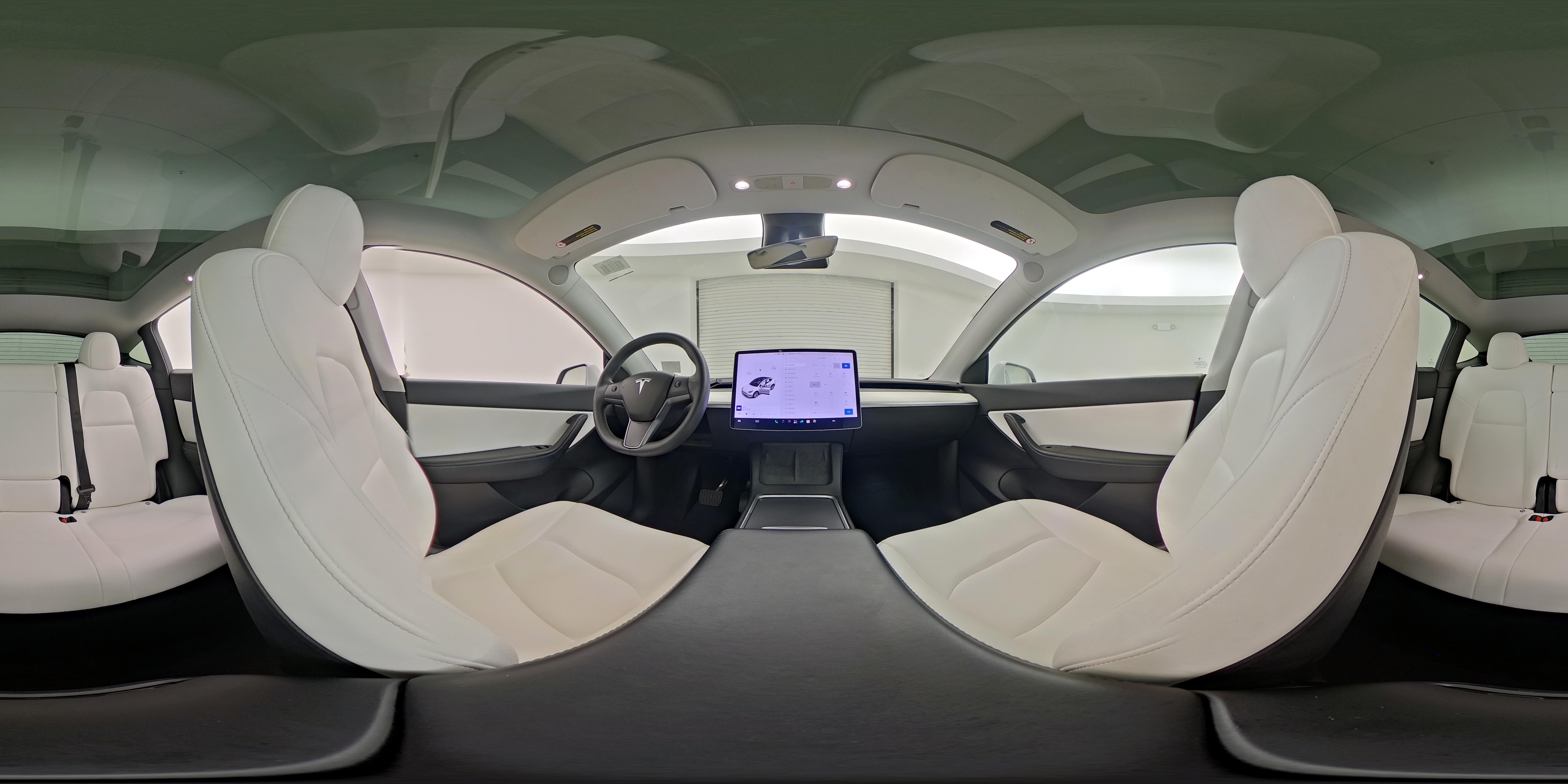 2021 Tesla Model Y Long Range - Photo 24