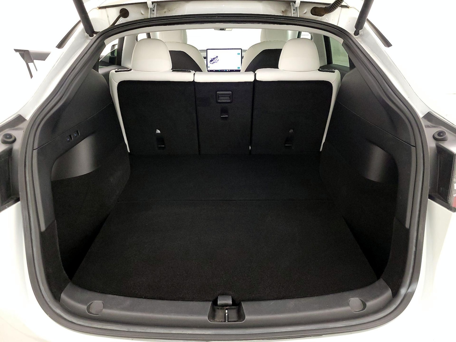 2021 Tesla Model Y Long Range - Photo 21
