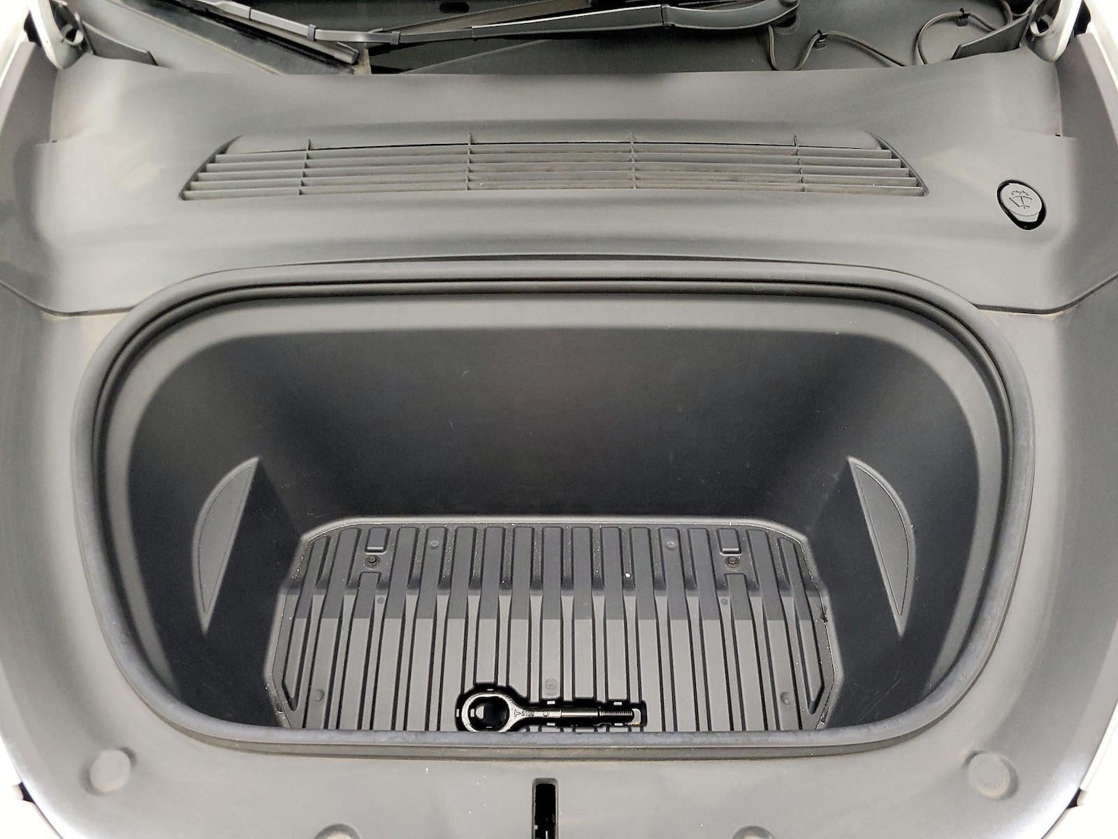 2021 Tesla Model Y Long Range - Photo 22