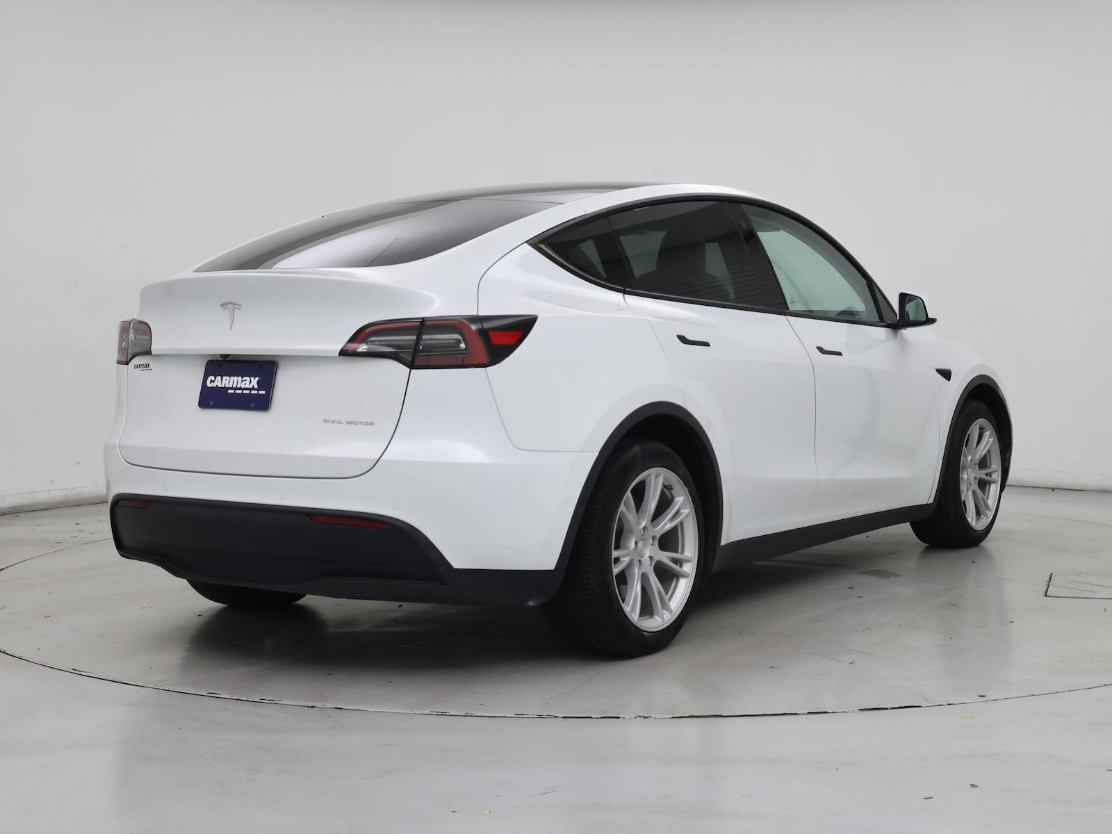2021 Tesla Model Y Long Range - Photo 9