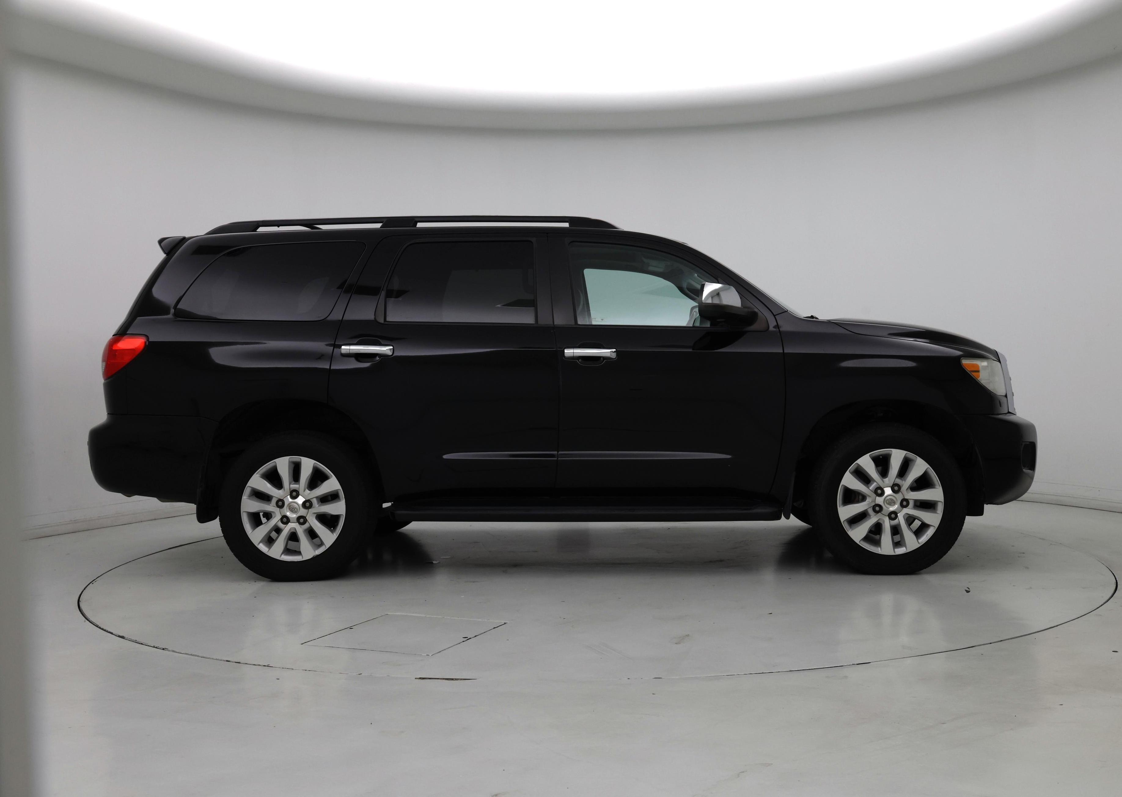Thumbnail: 2017 Toyota Sequoia - 7