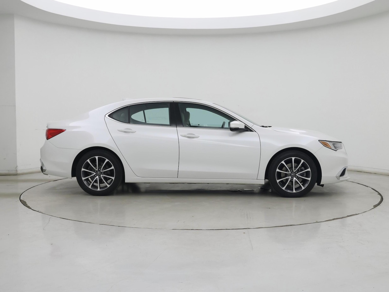 2019 Acura TLX Base - Photo 8