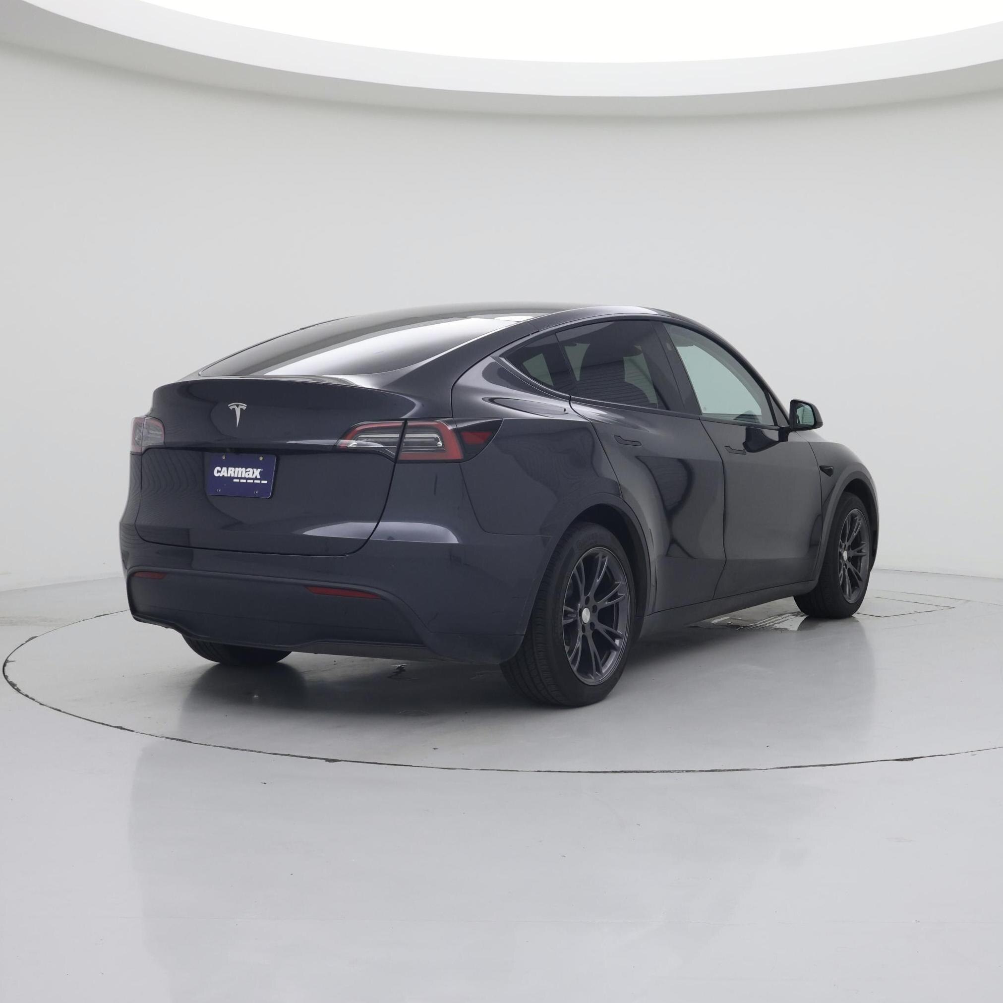 Thumbnail: 2025 Tesla Model Y - 8