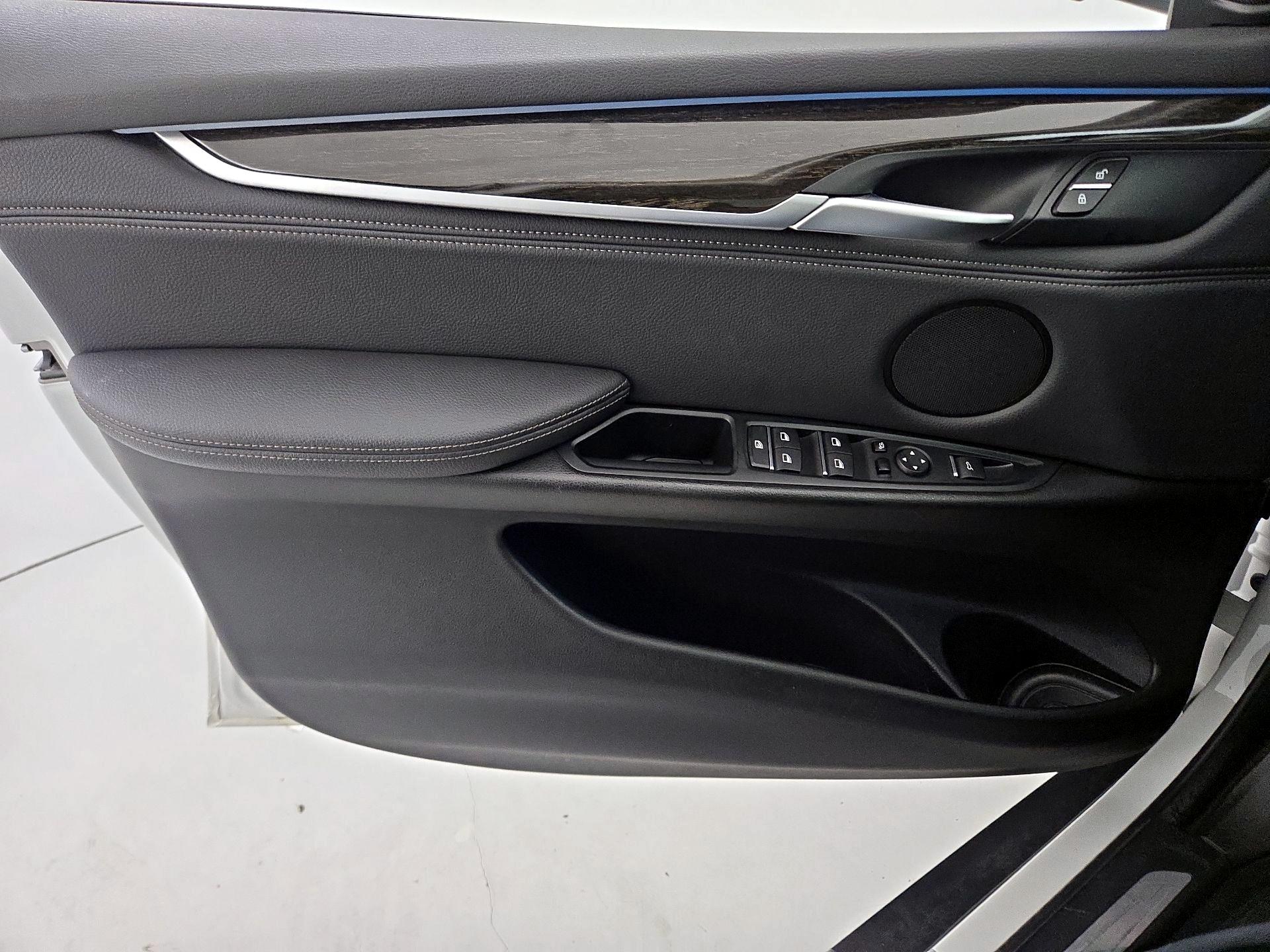 Thumbnail: 2018 BMW X5 - 12