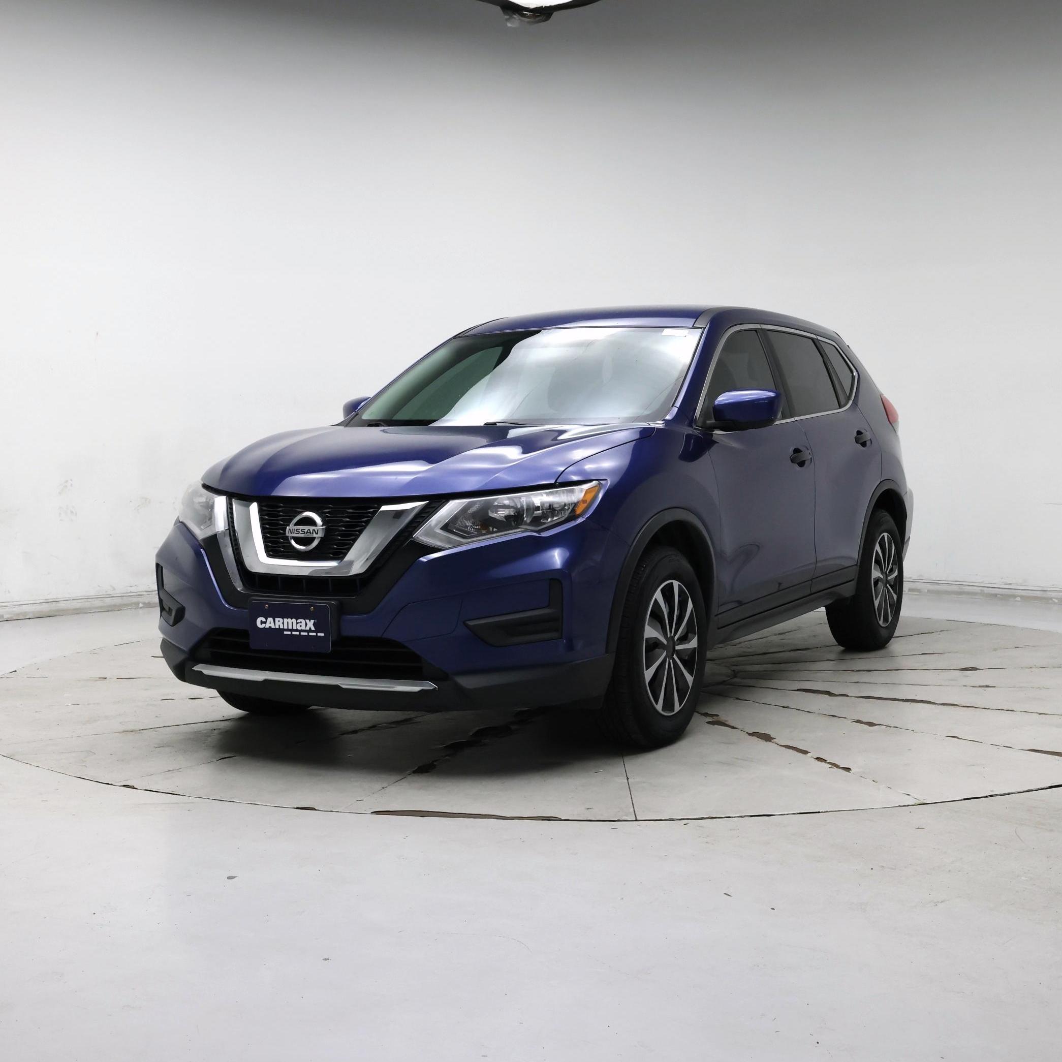 Thumbnail: 2017 Nissan Rogue - 4