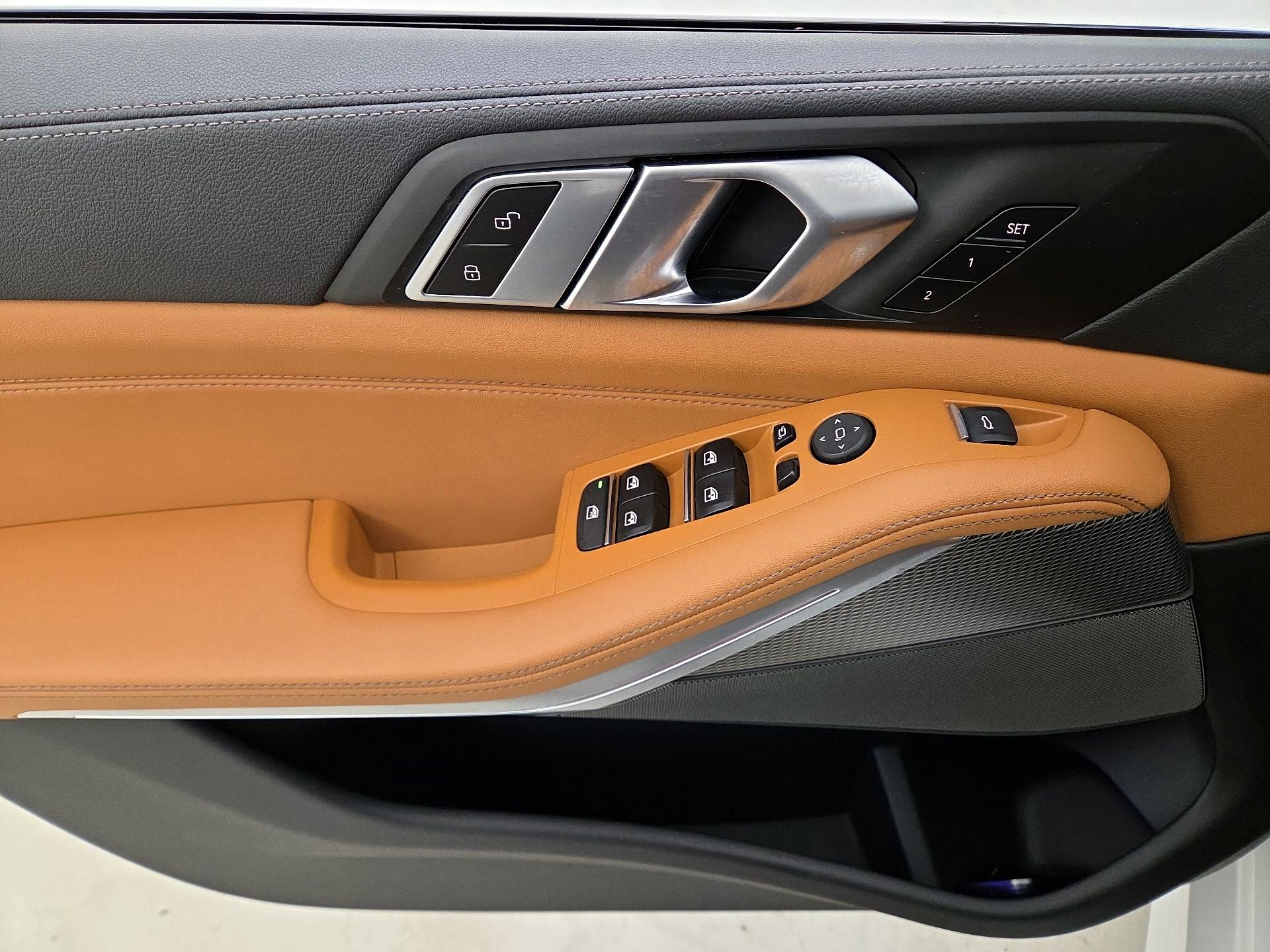 Thumbnail: 2023 BMW X5 - 12