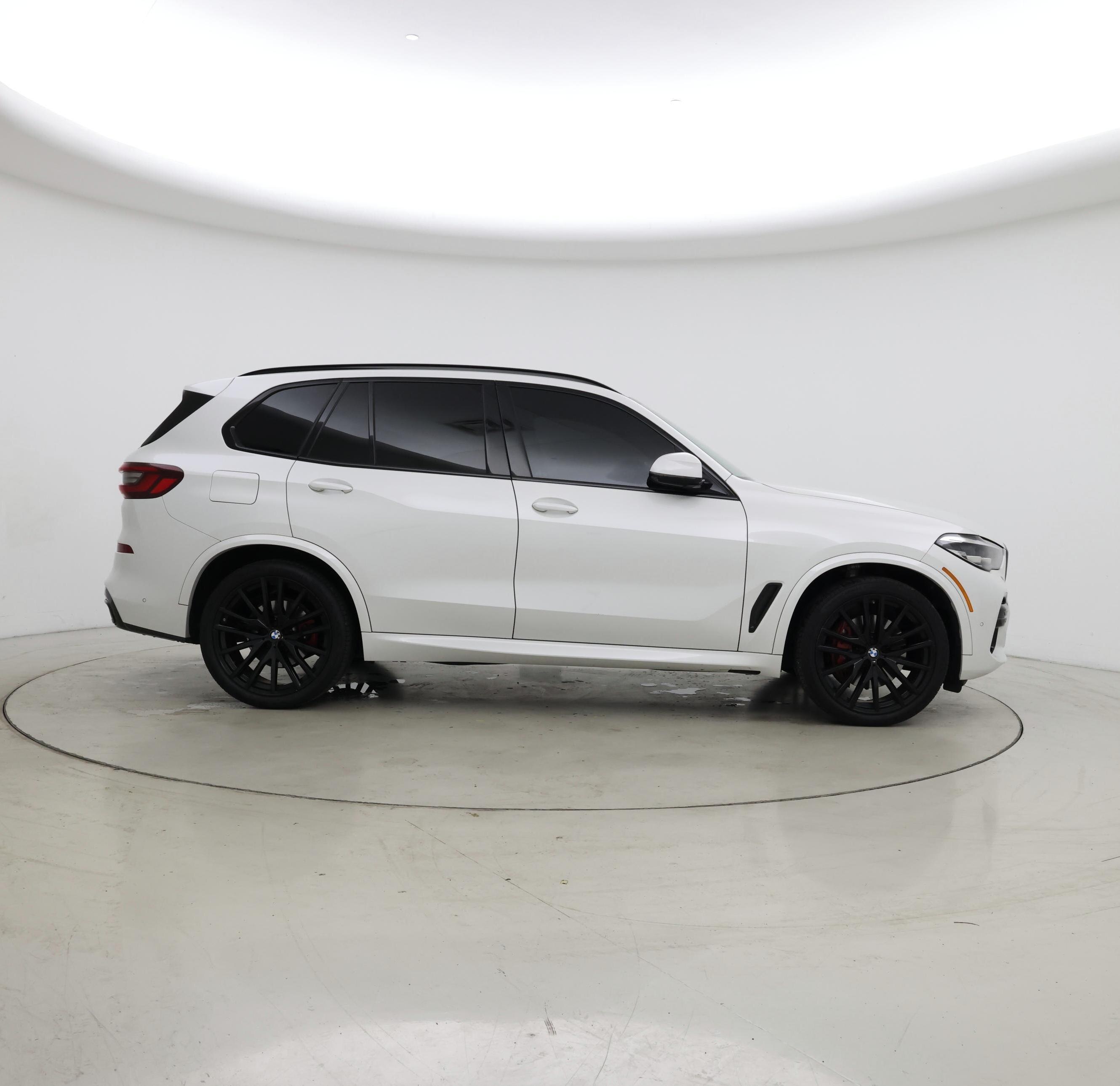 Thumbnail: 2023 BMW X5 - 7