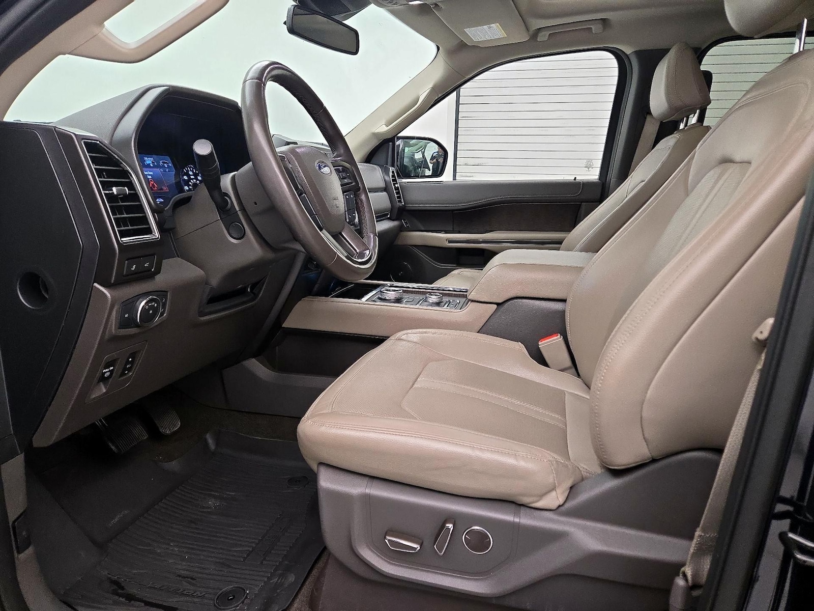 2021 Ford Expedition Limited - Photo 12