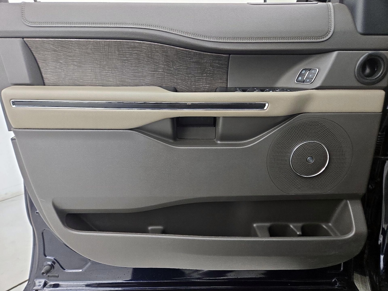 2021 Ford Expedition Limited - Photo 13