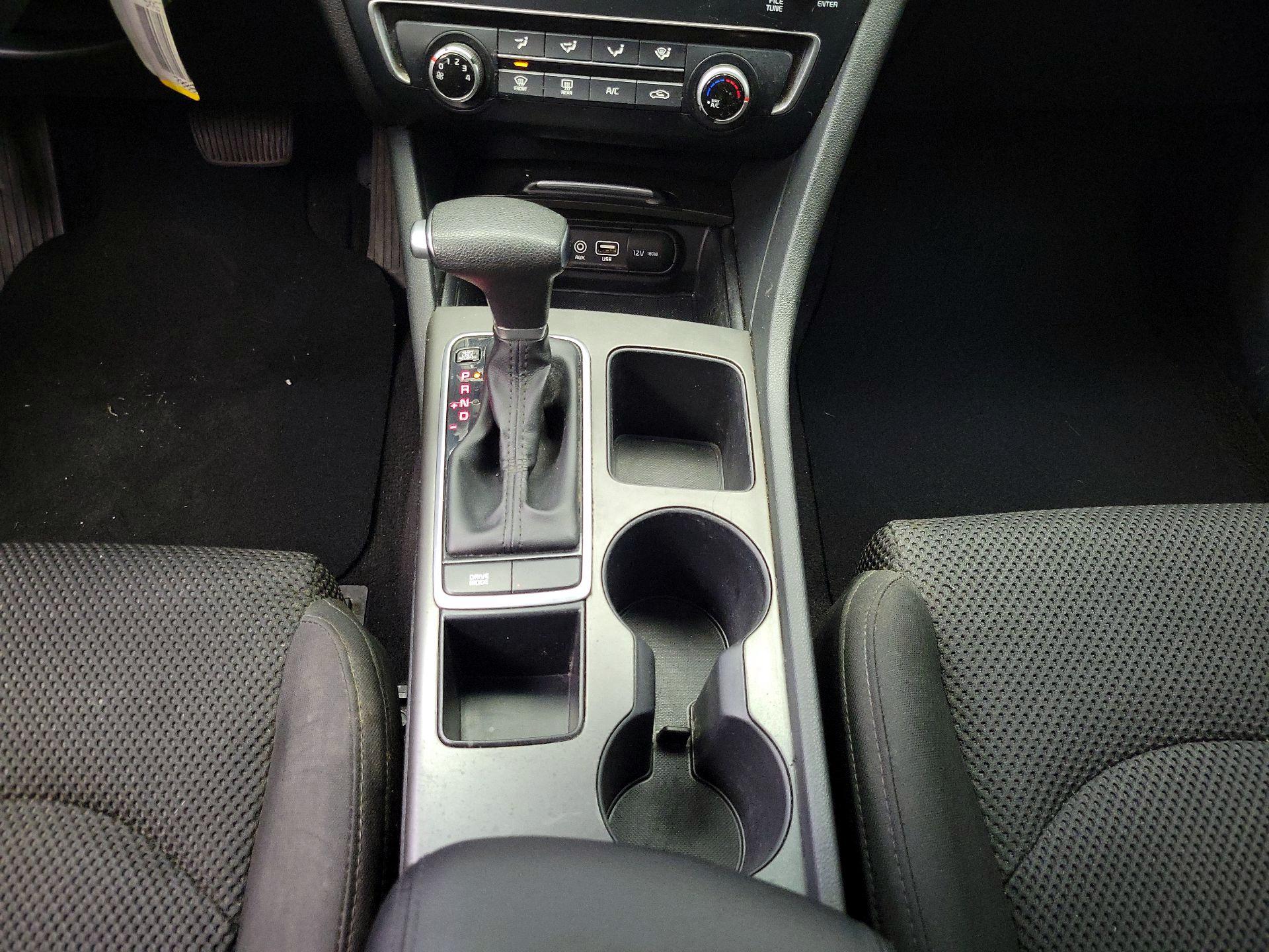 Thumbnail: 2019 Kia Optima - 17