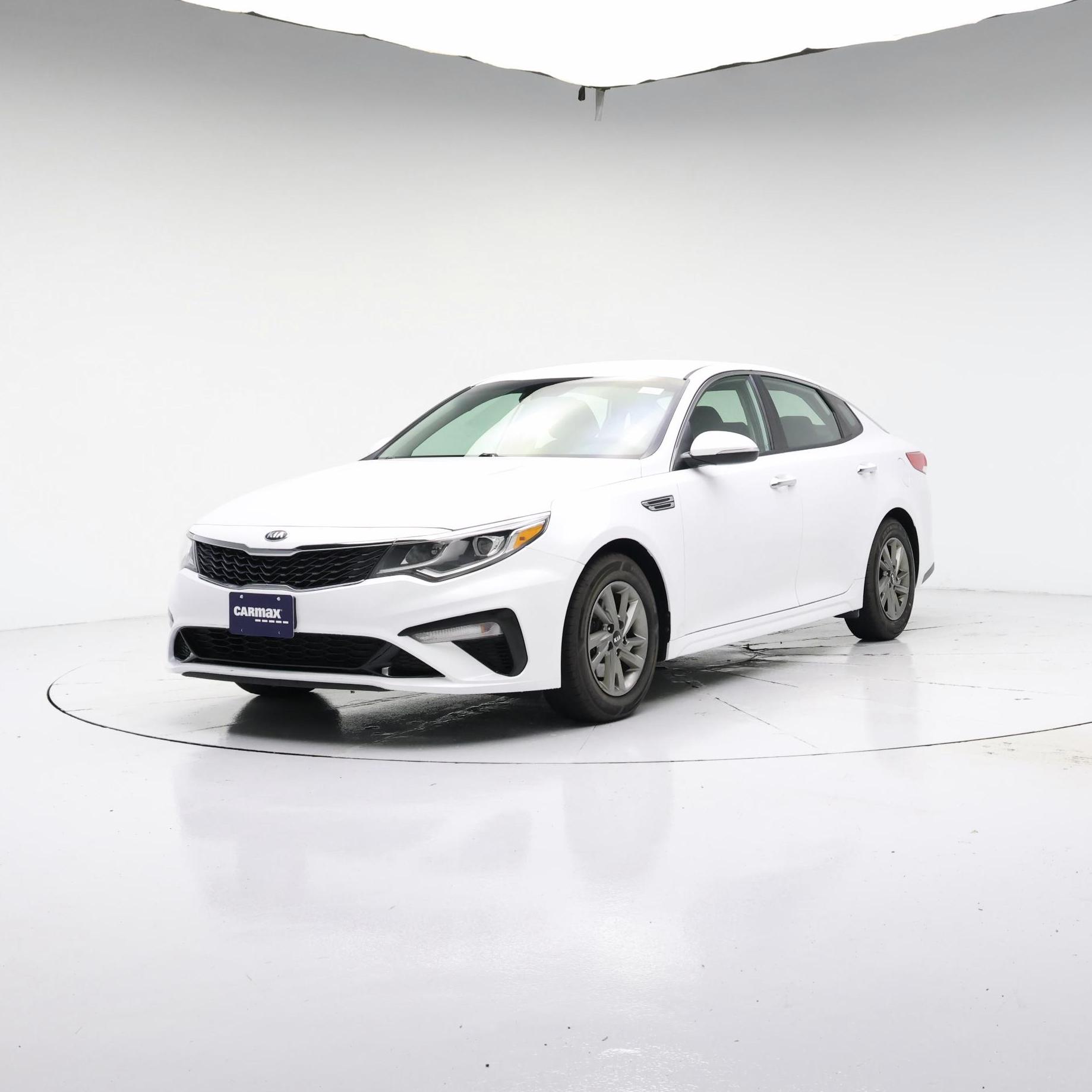 Thumbnail: 2019 Kia Optima - 4