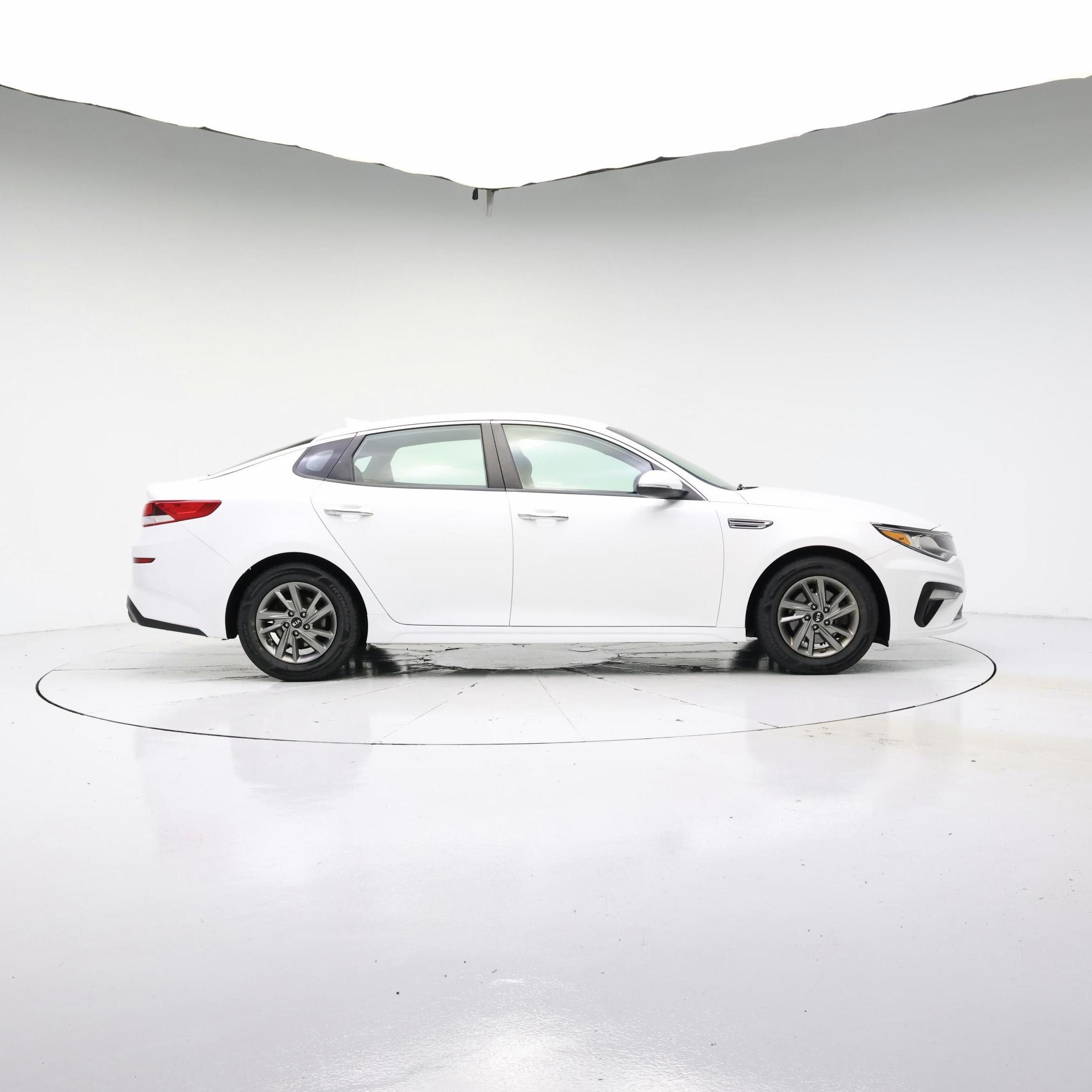 Thumbnail: 2019 Kia Optima - 7