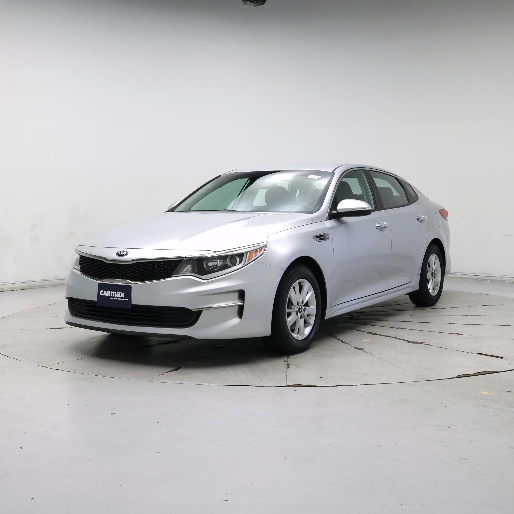 Thumbnail: 2017 Kia Optima - 4