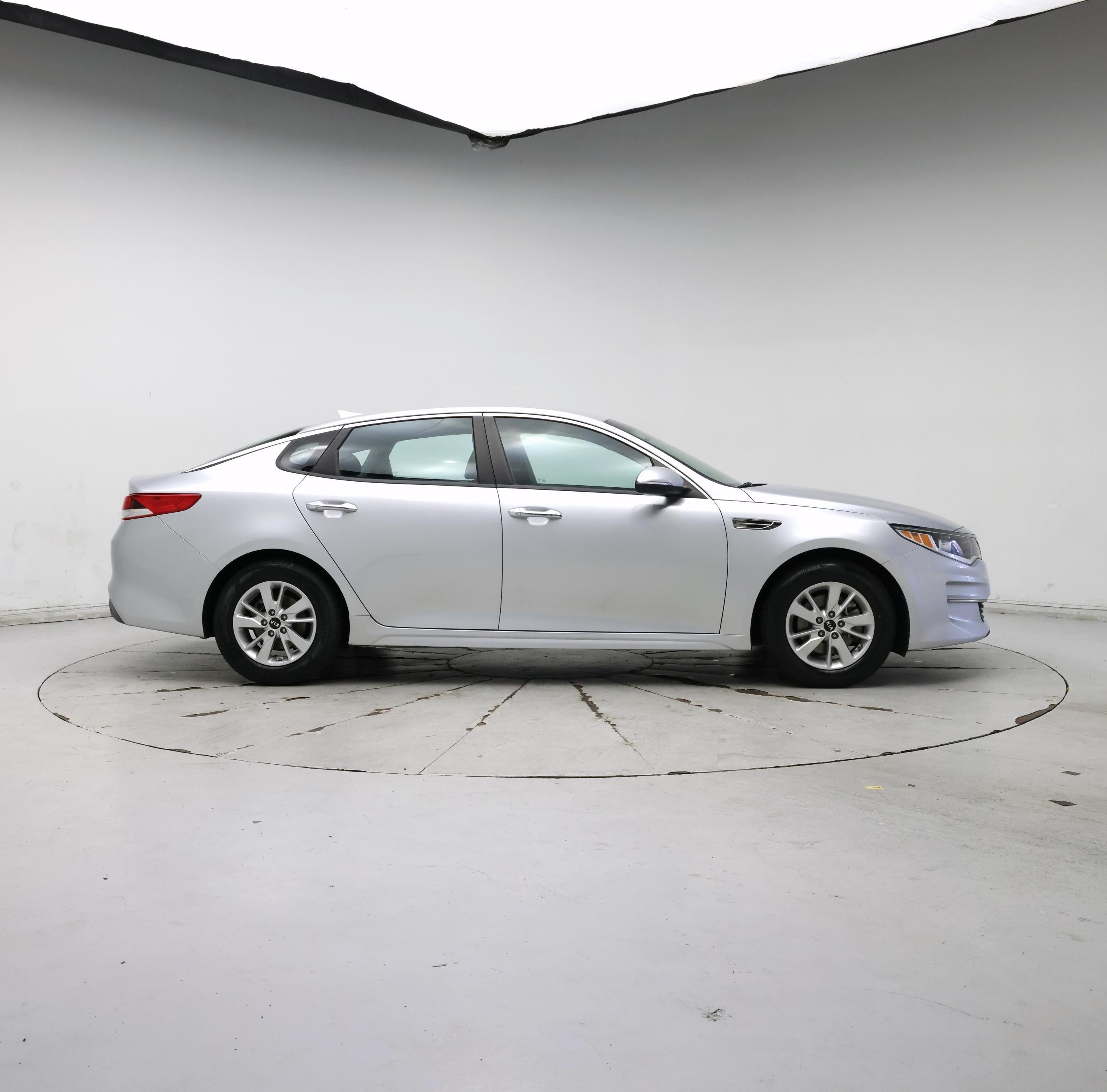 Thumbnail: 2017 Kia Optima - 7