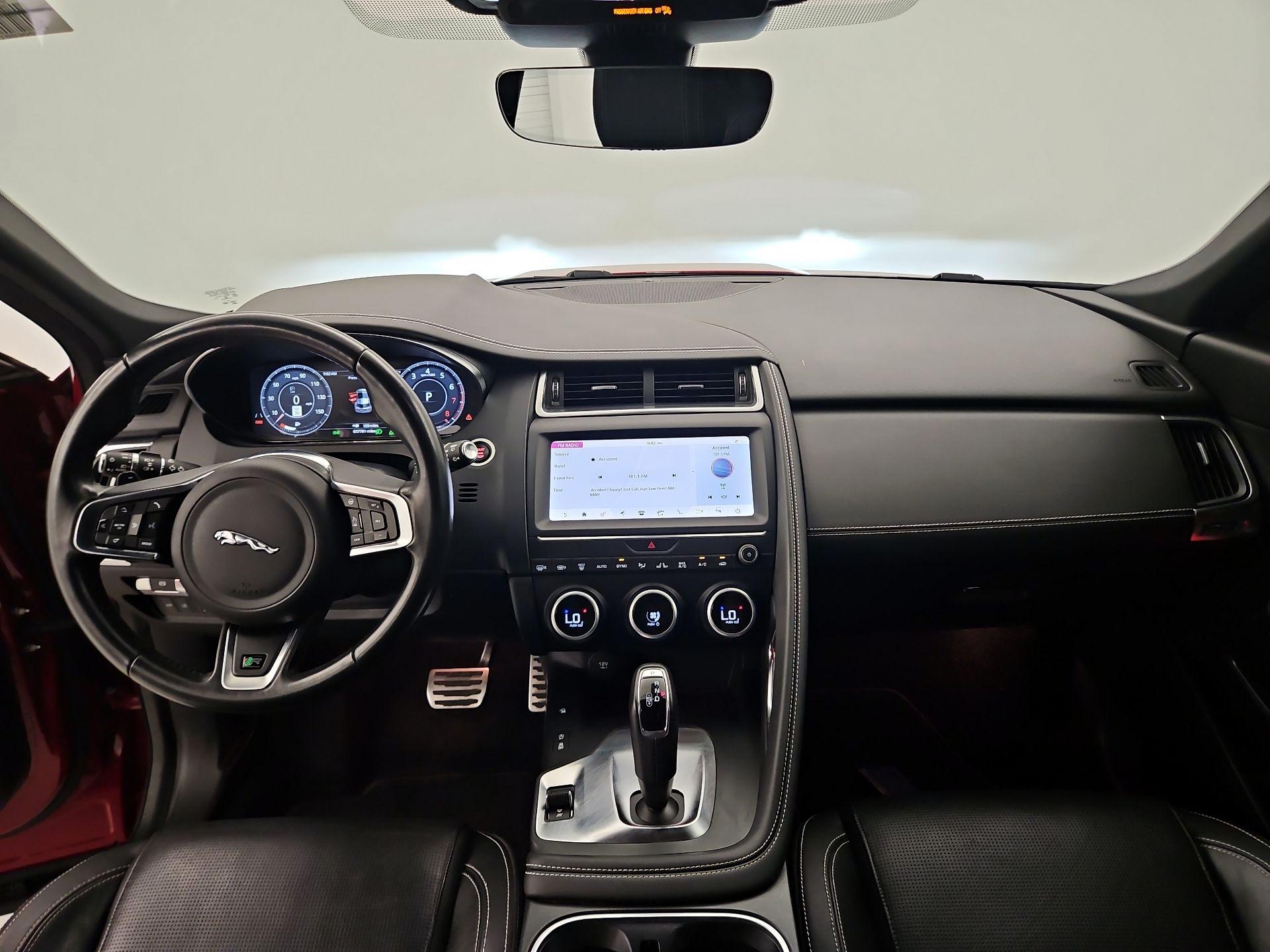 Thumbnail: 2020 Jaguar E-Pace - 9