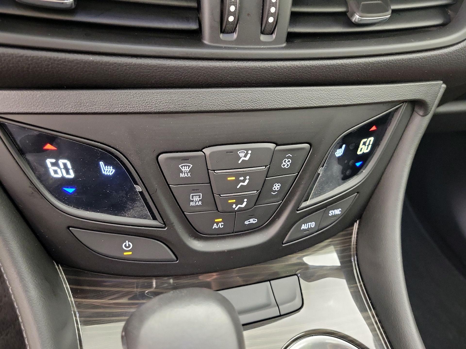Thumbnail: 2020 Buick Envision - 17