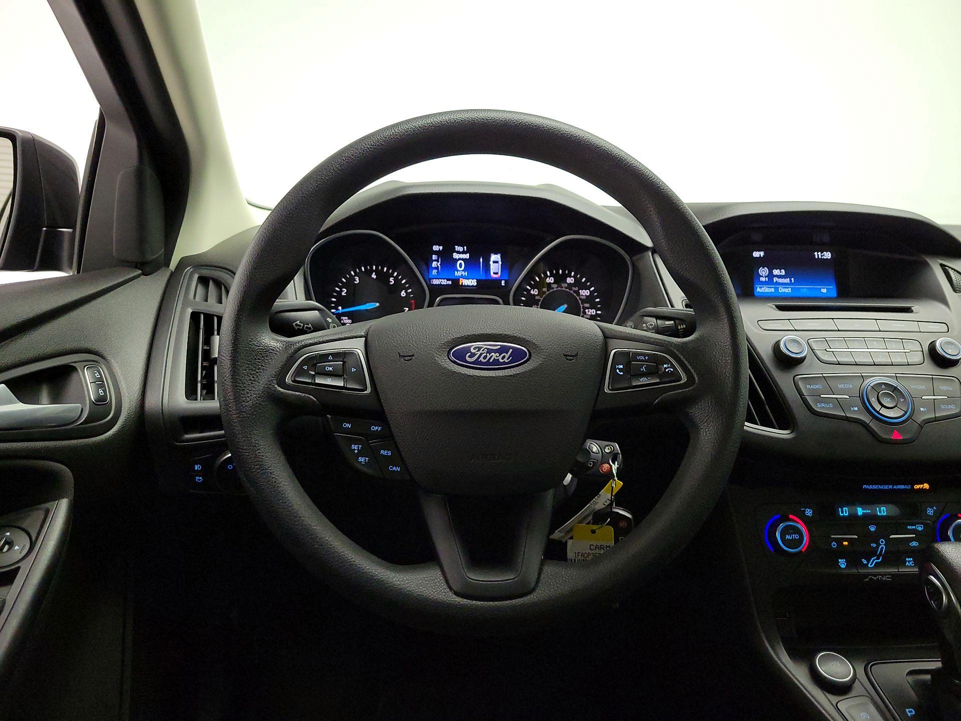 Thumbnail: 2017 Ford Focus - 10