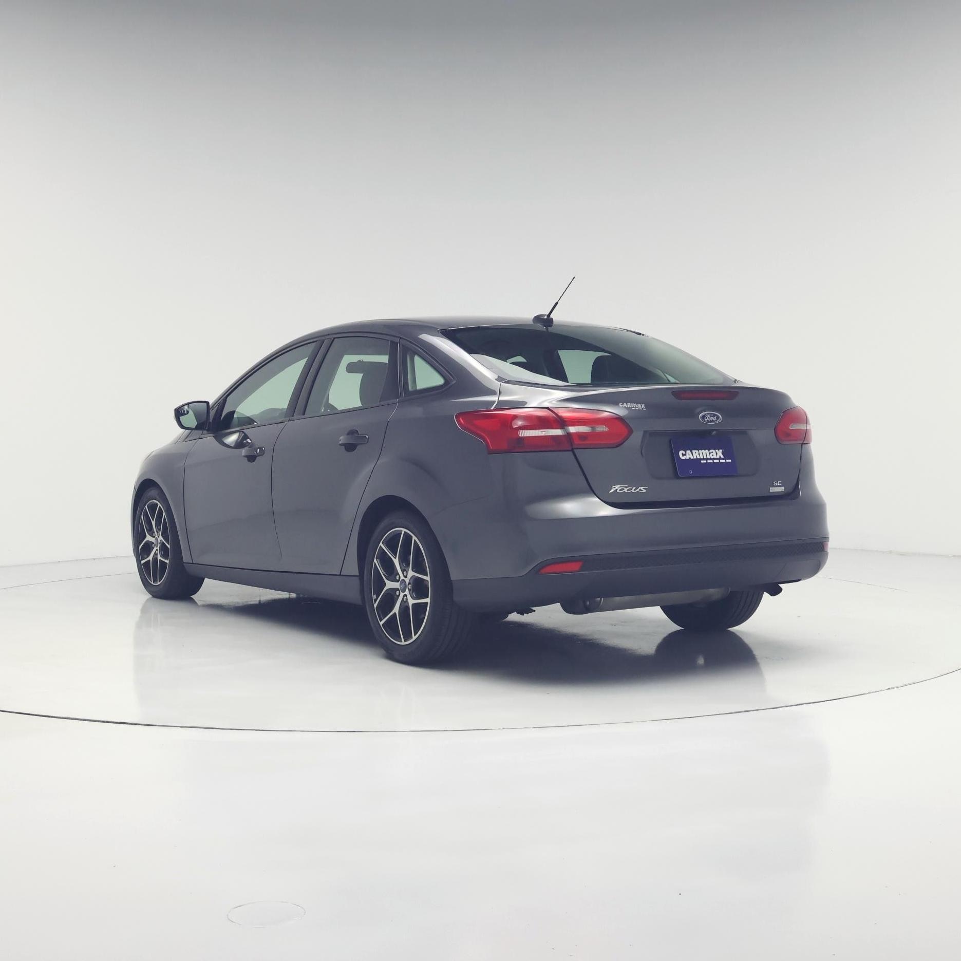Thumbnail: 2017 Ford Focus - 2