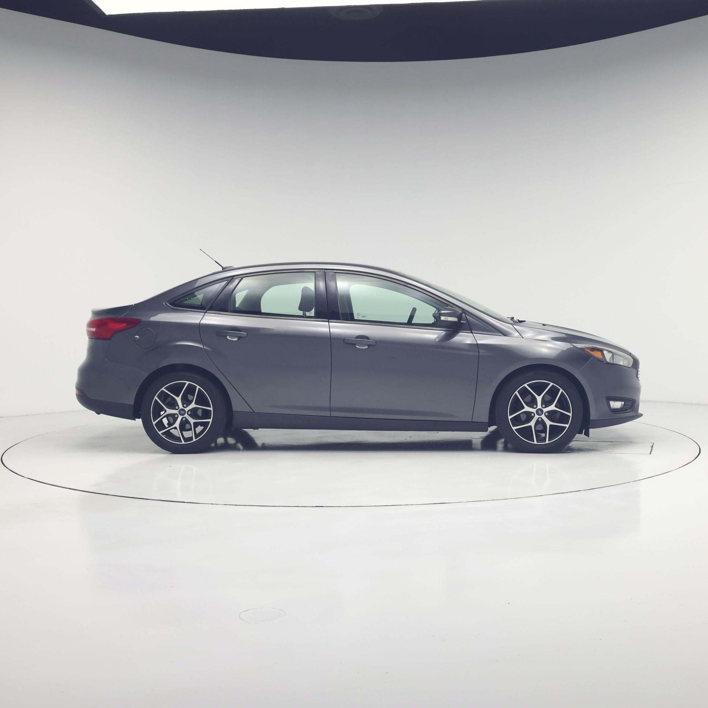 Thumbnail: 2017 Ford Focus - 7